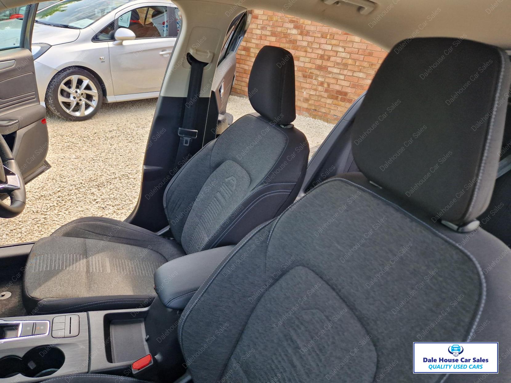 Ford Focus 1.5T EcoBoost Active Hatchback 5dr Petrol Auto Euro 6 (s/s) (150 ps)