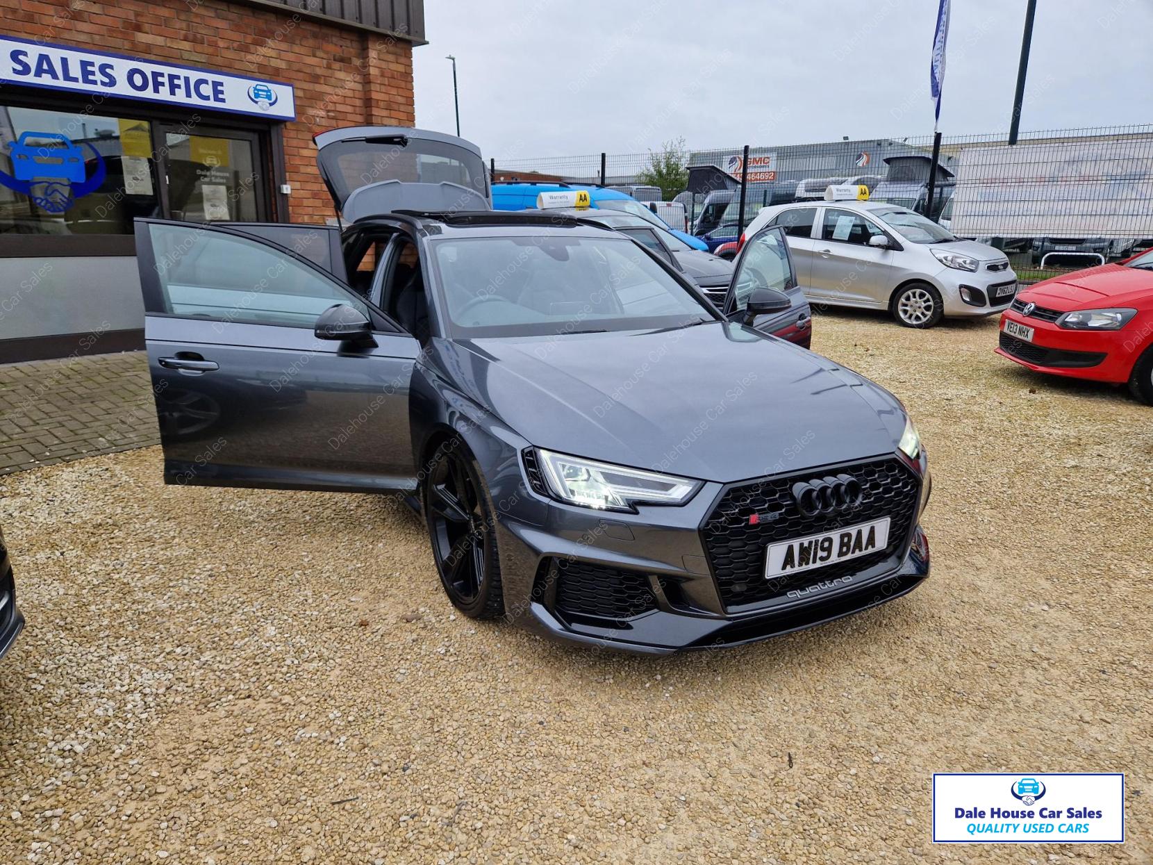 Audi RS4 Avant 2.9 TFSI V6 Sport Edition Estate 5dr Petrol Tiptronic quattro Euro 6 (s/s) (450 ps)