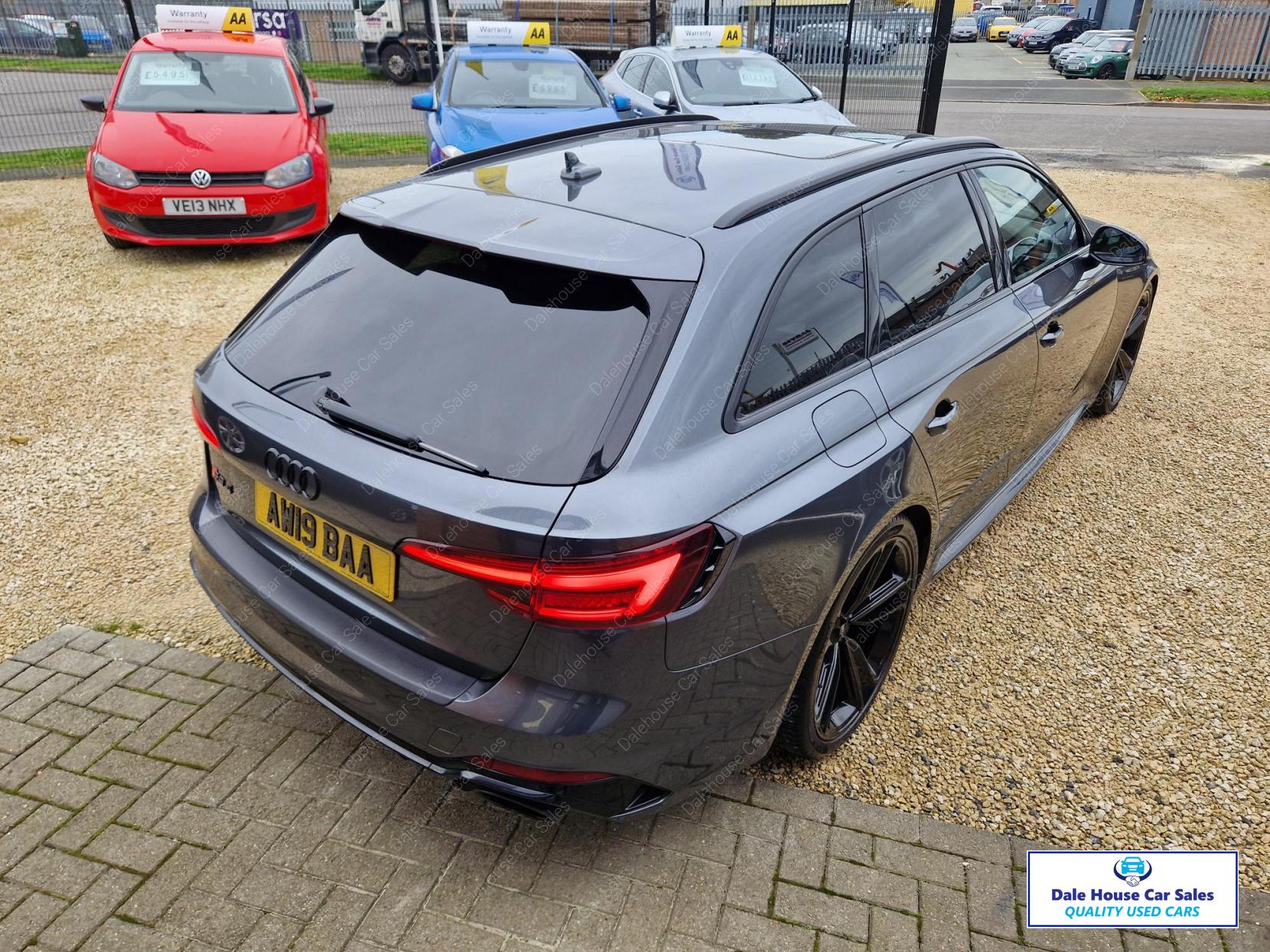 Audi RS4 Avant 2.9 TFSI V6 Sport Edition Estate 5dr Petrol Tiptronic quattro Euro 6 (s/s) (450 ps)