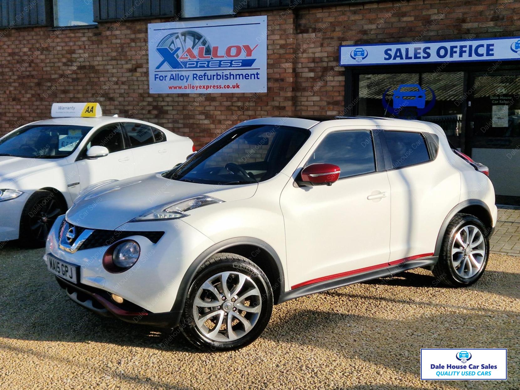 Nissan Juke 1.6 Tekna SUV 5dr Petrol XTRON Euro 5 (117 ps)