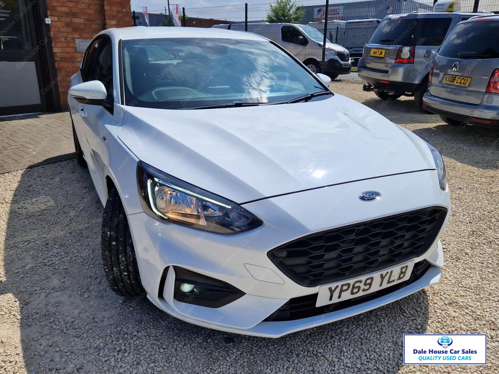 Ford Focus 1.5 EcoBlue ST-Line Hatchback 5dr Diesel Manual Euro 6 (s/s) (120 ps)
