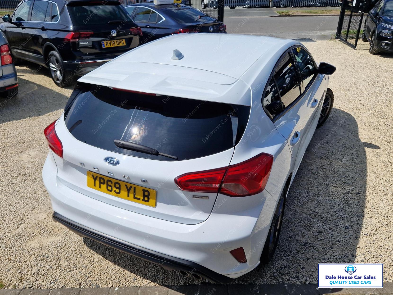 Ford Focus 1.5 EcoBlue ST-Line Hatchback 5dr Diesel Manual Euro 6 (s/s) (120 ps)