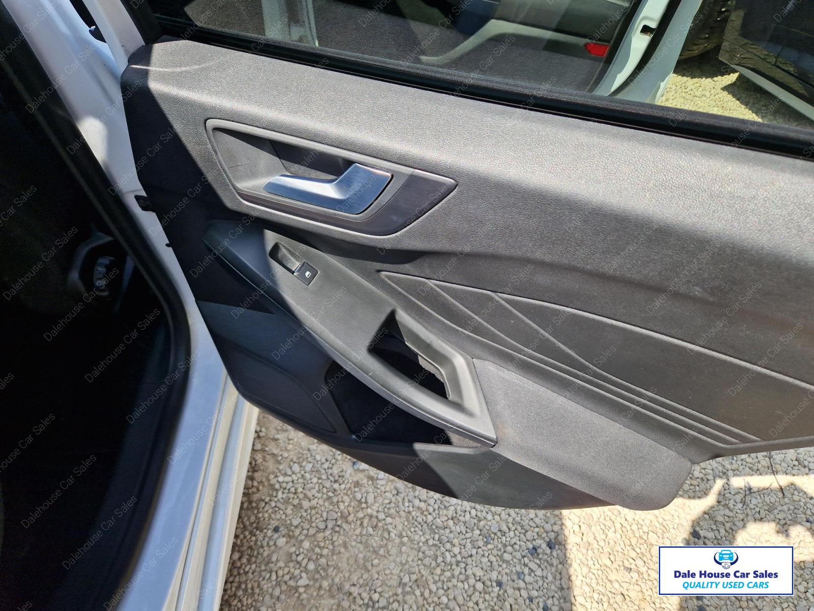 Ford Focus 1.5 EcoBlue ST-Line Hatchback 5dr Diesel Manual Euro 6 (s/s) (120 ps)