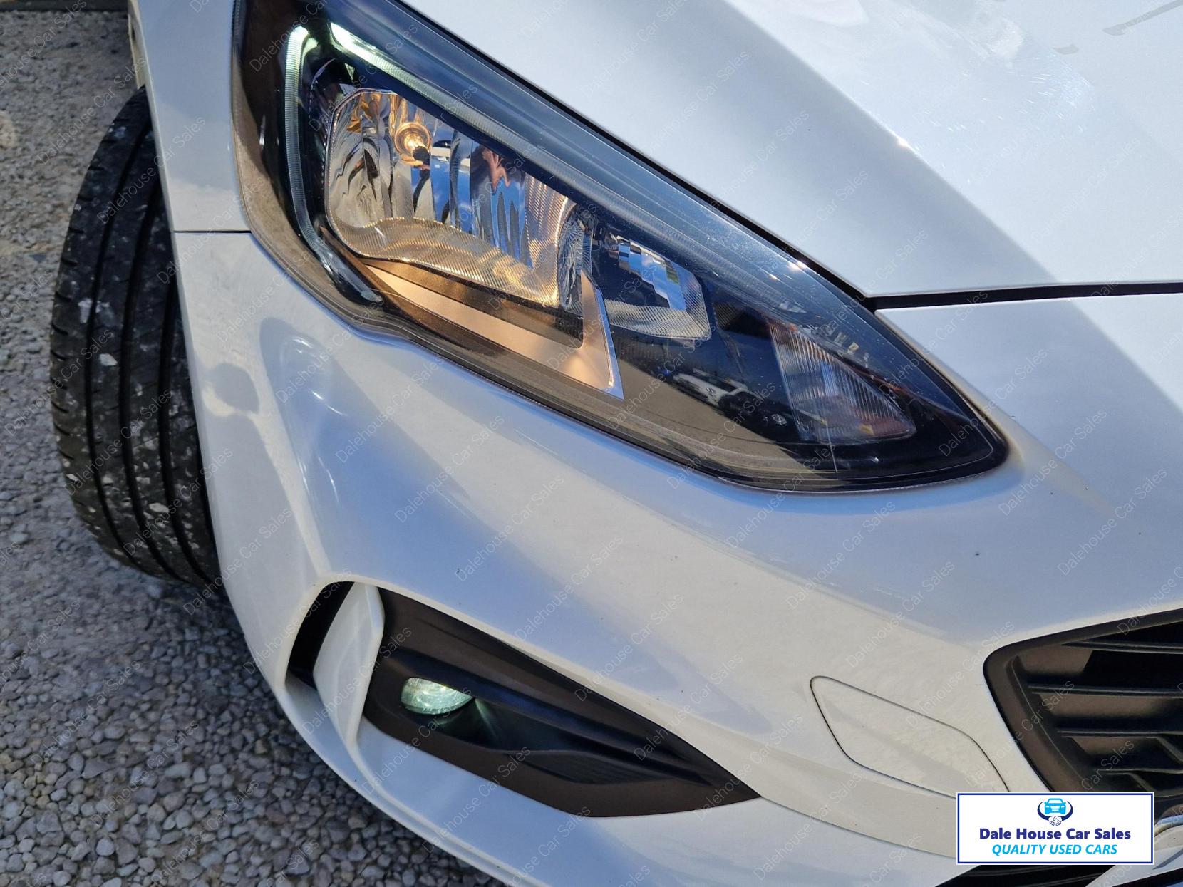 Ford Focus 1.5 EcoBlue ST-Line Hatchback 5dr Diesel Manual Euro 6 (s/s) (120 ps)