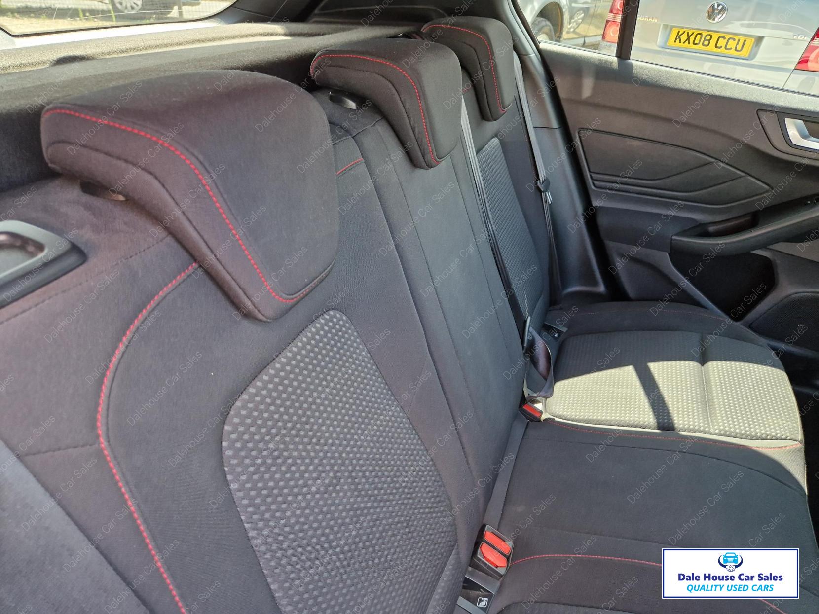 Ford Focus 1.5 EcoBlue ST-Line Hatchback 5dr Diesel Manual Euro 6 (s/s) (120 ps)
