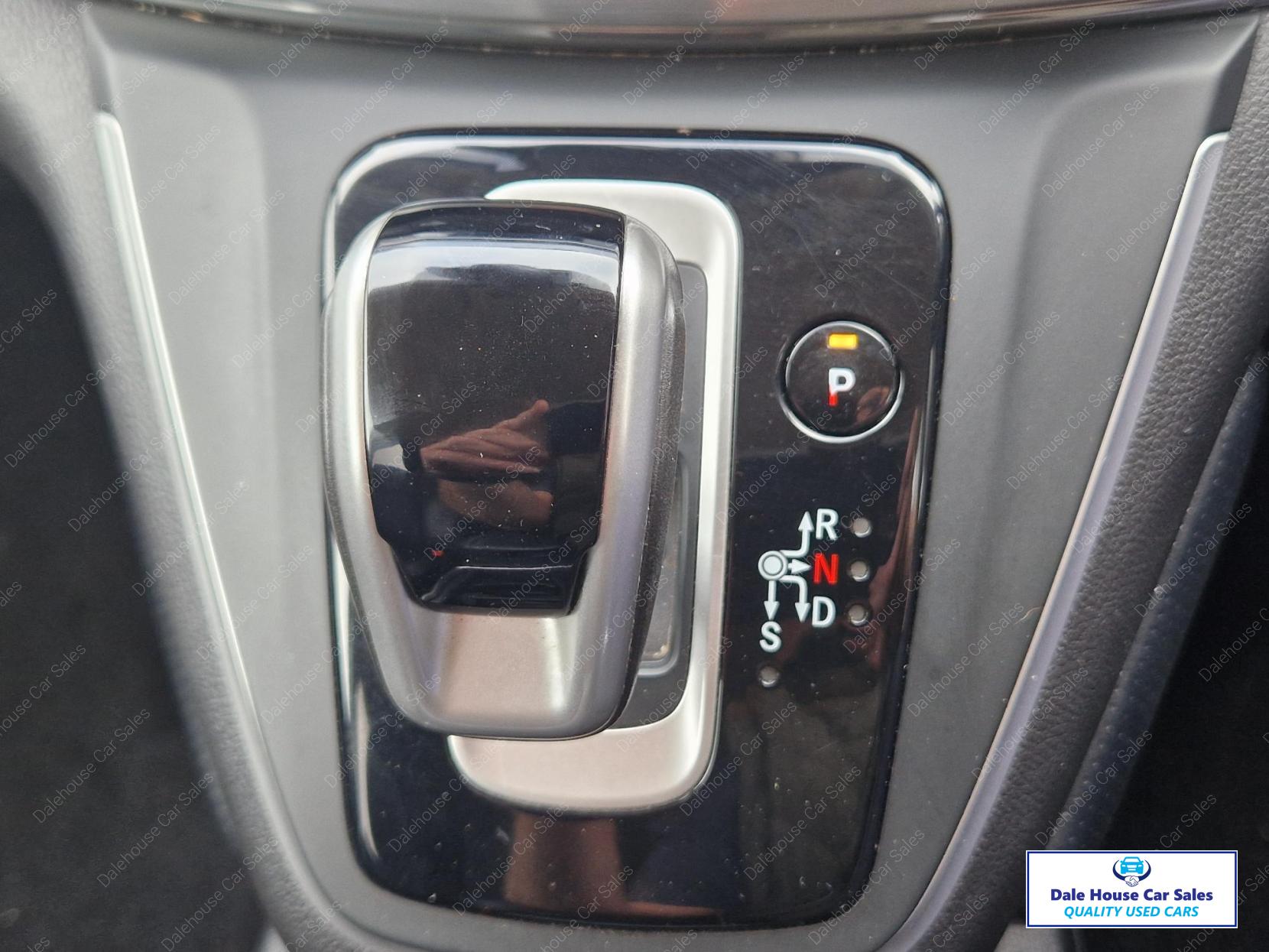 Honda CR-V 1.6 i-DTEC SR SUV 5dr Diesel Auto 4WD Euro 6 (160 ps)