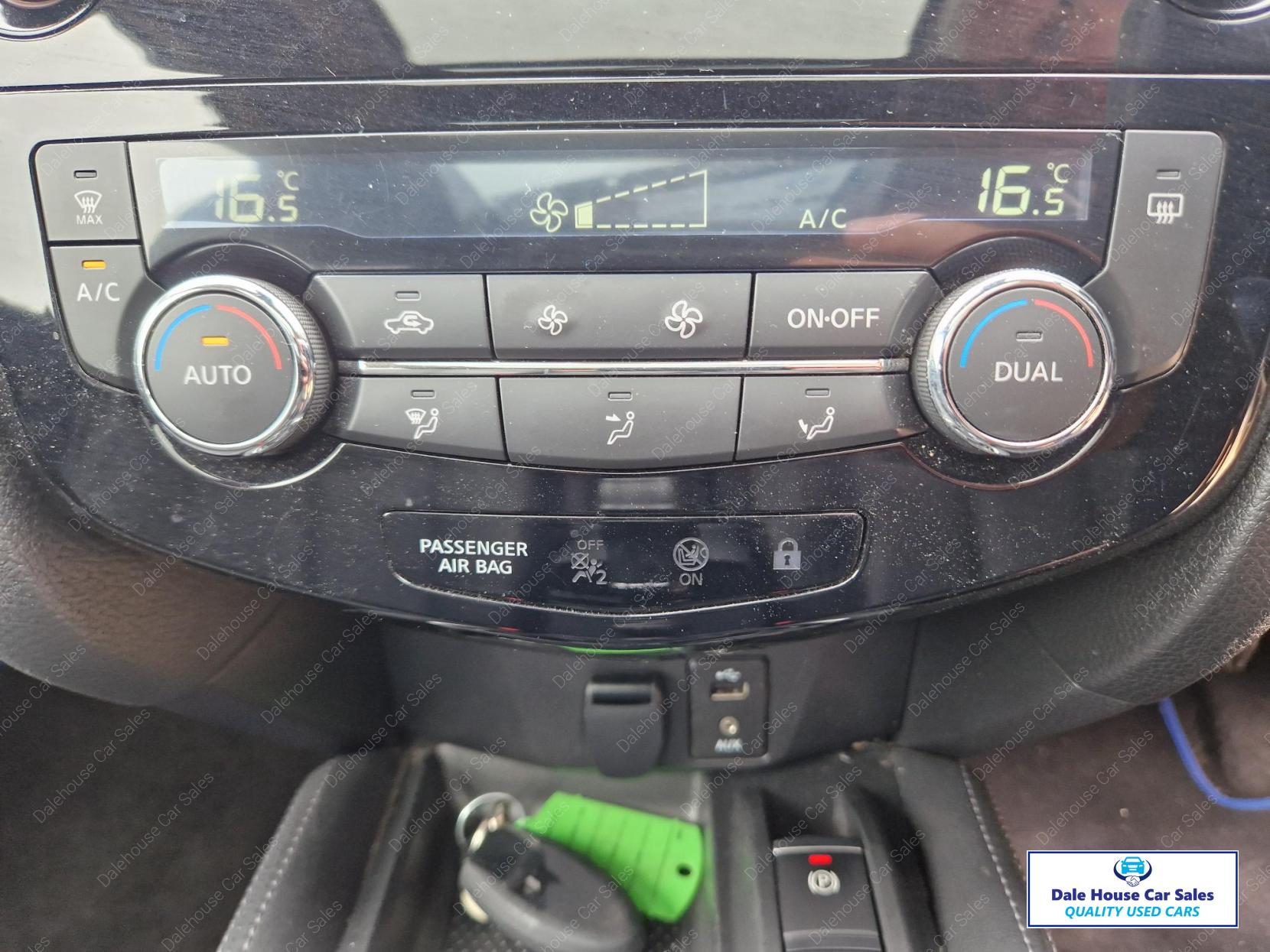 Nissan X-Trail 2.0 dCi Tekna SUV 5dr Diesel Manual 4WD Euro 6 (s/s) (177 ps)