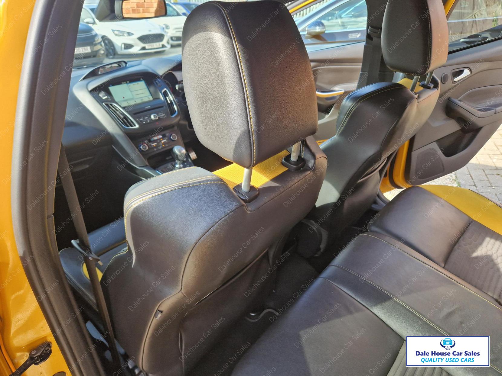 Ford Focus 2.0 TDCi ST-2 Hatchback 5dr Diesel Manual Euro 6 (s/s) (185 ps)