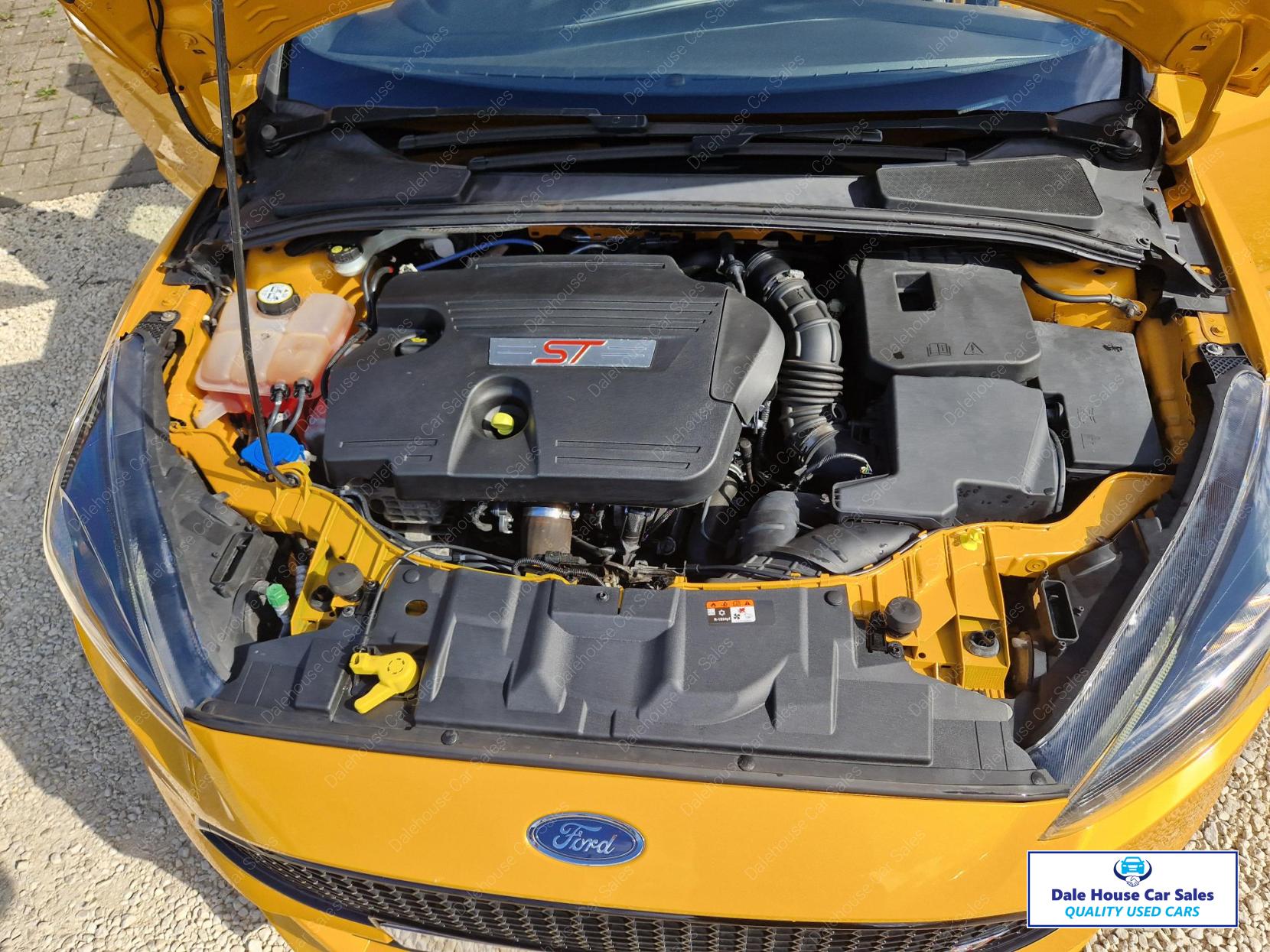Ford Focus 2.0 TDCi ST-2 Hatchback 5dr Diesel Manual Euro 6 (s/s) (185 ps)