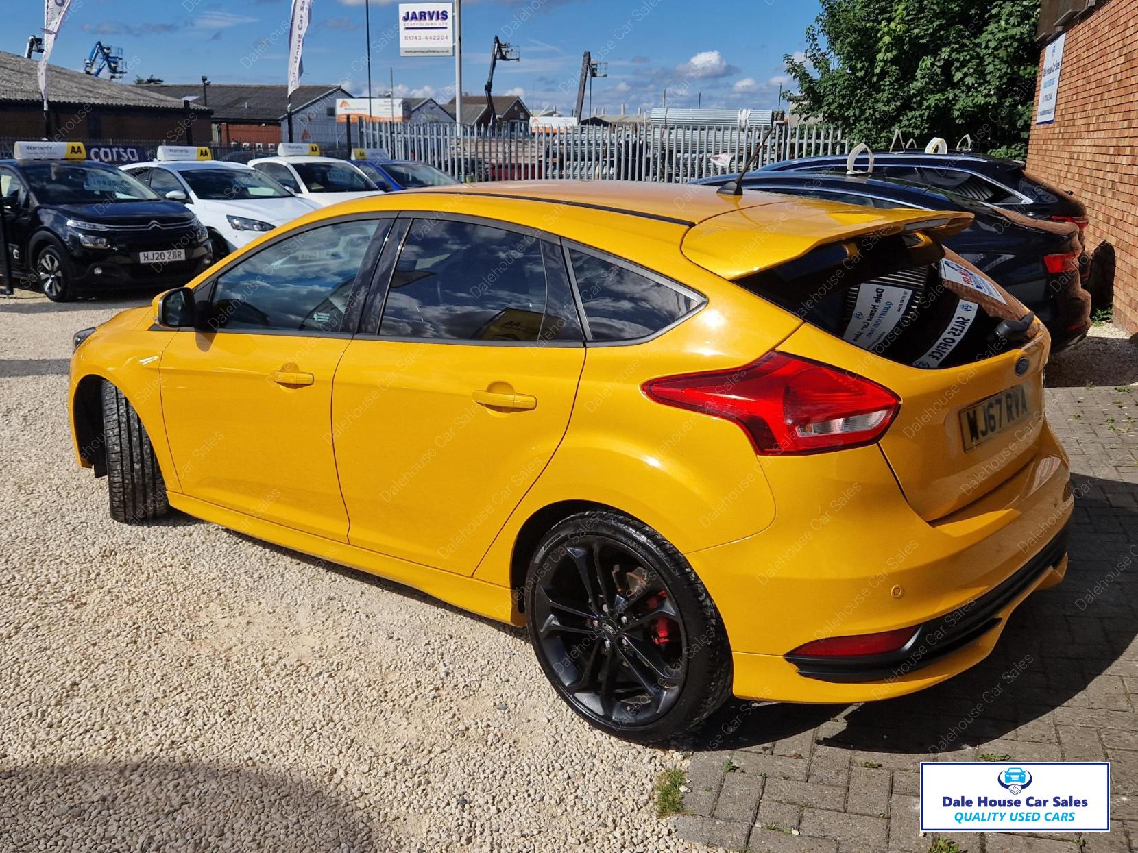 Ford Focus 2.0 TDCi ST-2 Hatchback 5dr Diesel Manual Euro 6 (s/s) (185 ps)