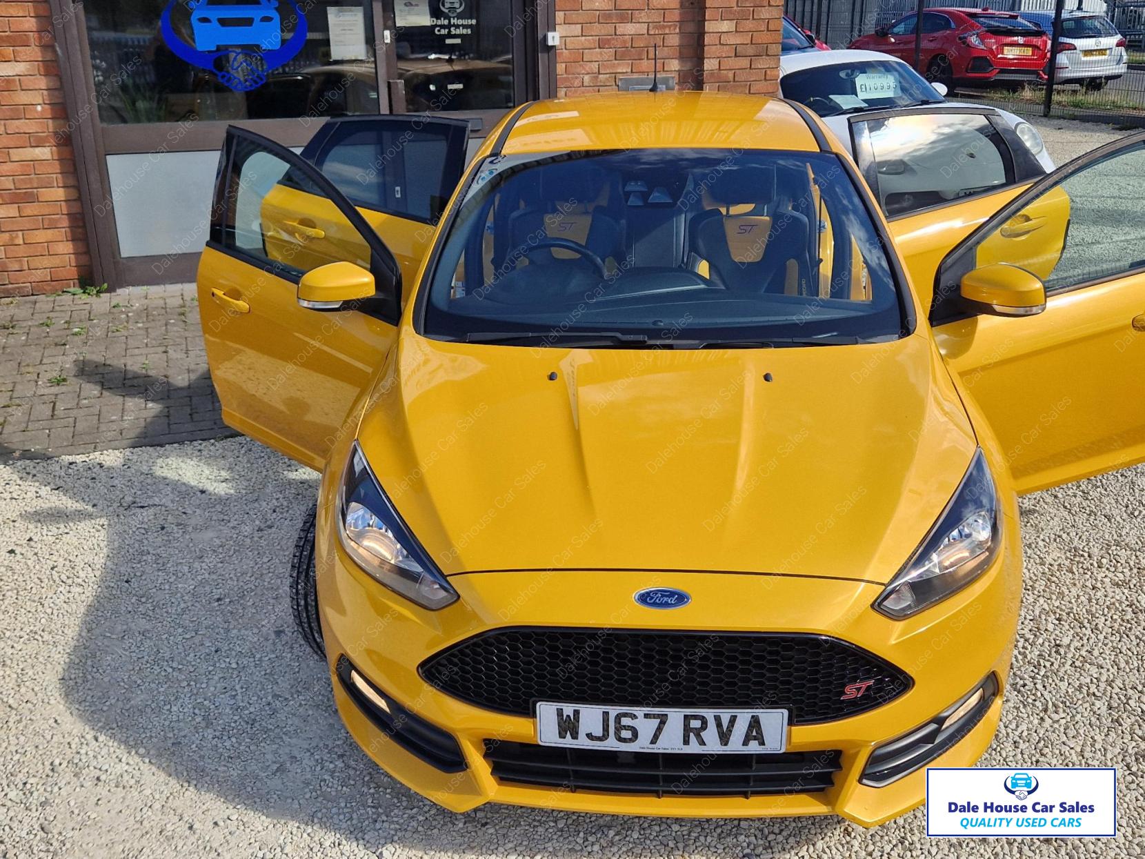 Ford Focus 2.0 TDCi ST-2 Hatchback 5dr Diesel Manual Euro 6 (s/s) (185 ps)