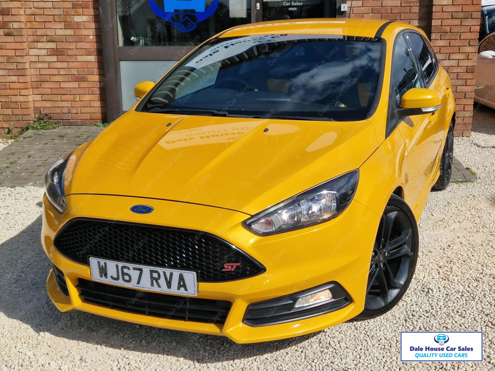 Ford Focus 2.0 TDCi ST-2 Hatchback 5dr Diesel Manual Euro 6 (s/s) (185 ps)