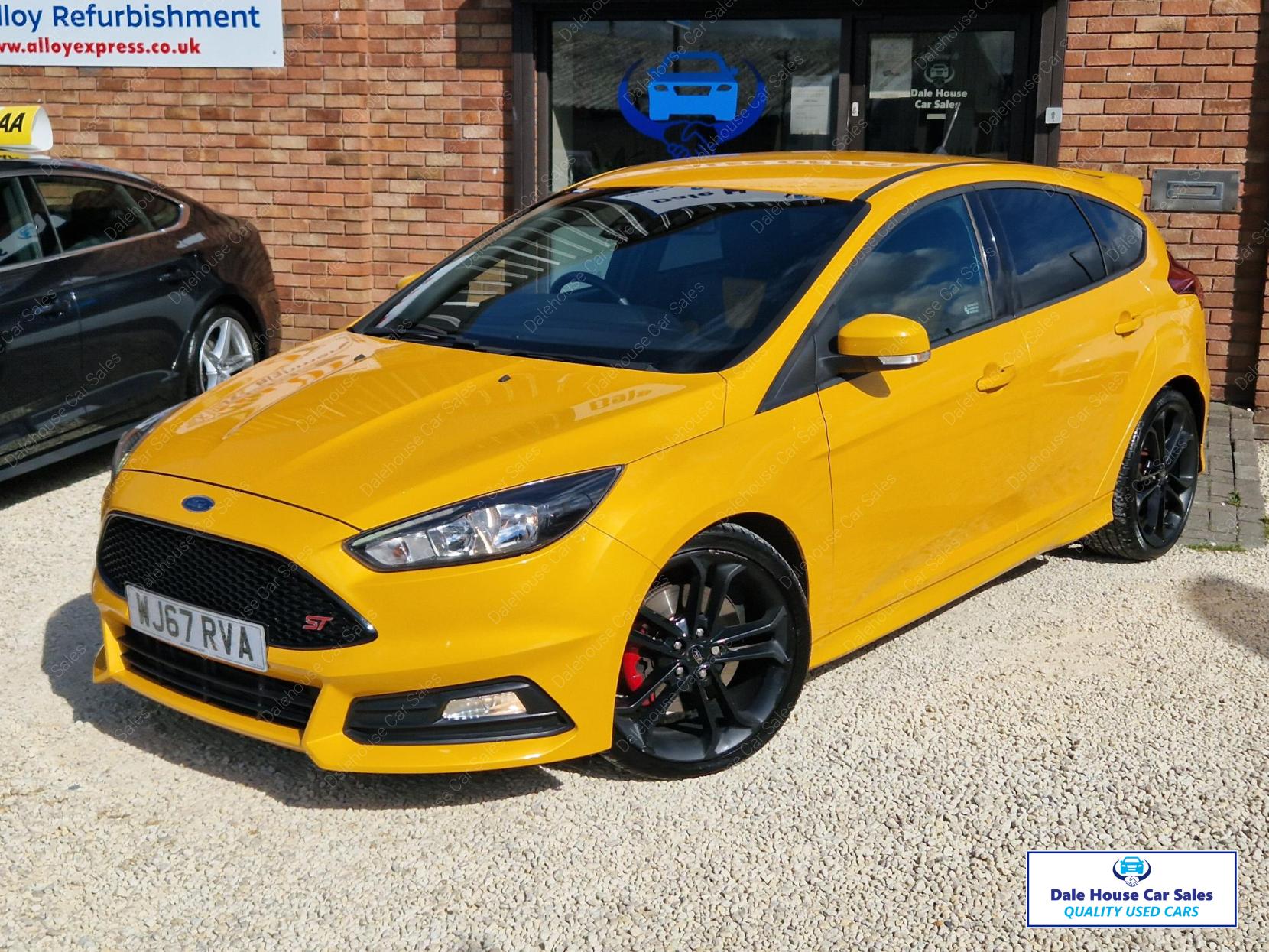 Ford Focus 2.0 TDCi ST-2 Hatchback 5dr Diesel Manual Euro 6 (s/s) (185 ps)