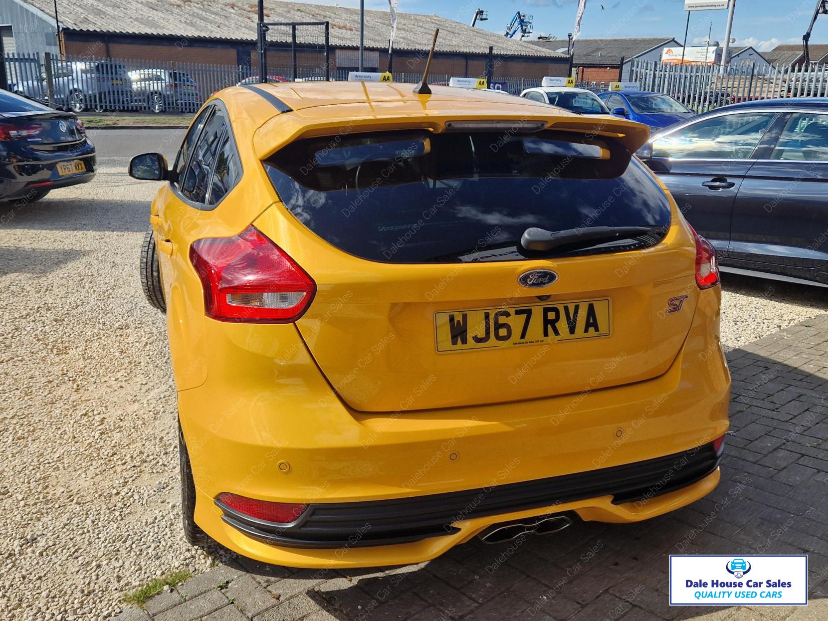 Ford Focus 2.0 TDCi ST-2 Hatchback 5dr Diesel Manual Euro 6 (s/s) (185 ps)