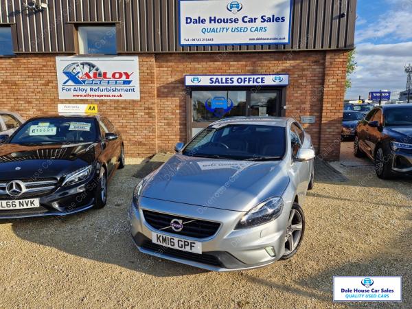 Volvo V40 2.0 D4 R-Design Lux Nav Hatchback 5dr Diesel Auto Euro 6 (s/s) (190 ps)