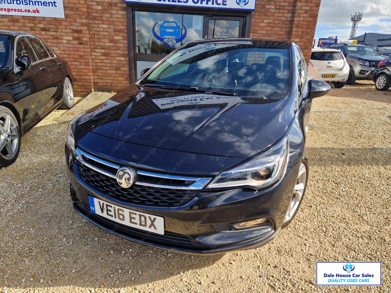 Vauxhall Astra 1.0i Turbo ecoFLEX SRi Nav Hatchback 5dr Petrol Manual Euro 6 (s/s) (105 ps)