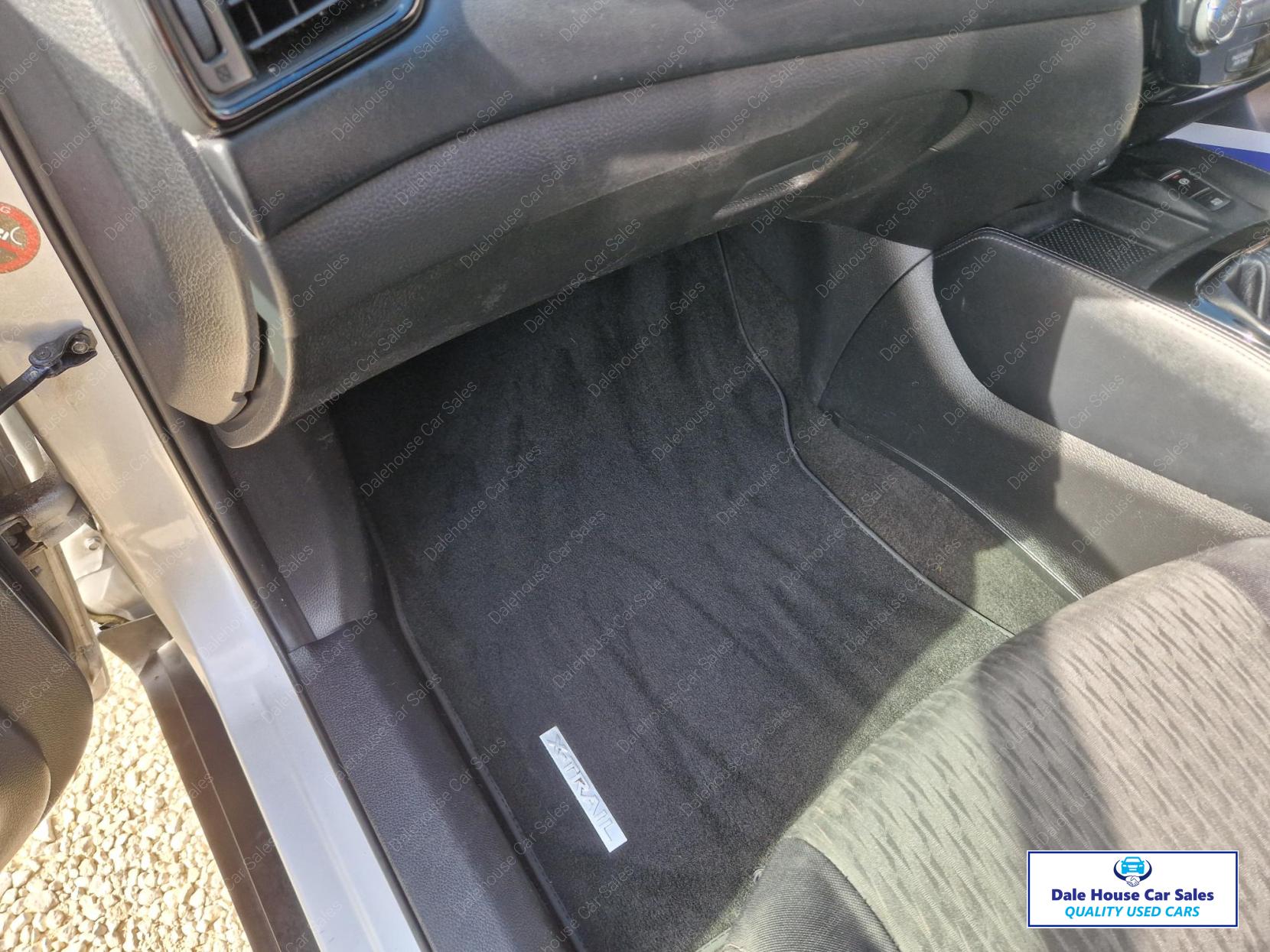 Nissan X-Trail 1.7 dCi N-Connecta SUV 5dr Diesel Manual Euro 6 (s/s) (150 ps)