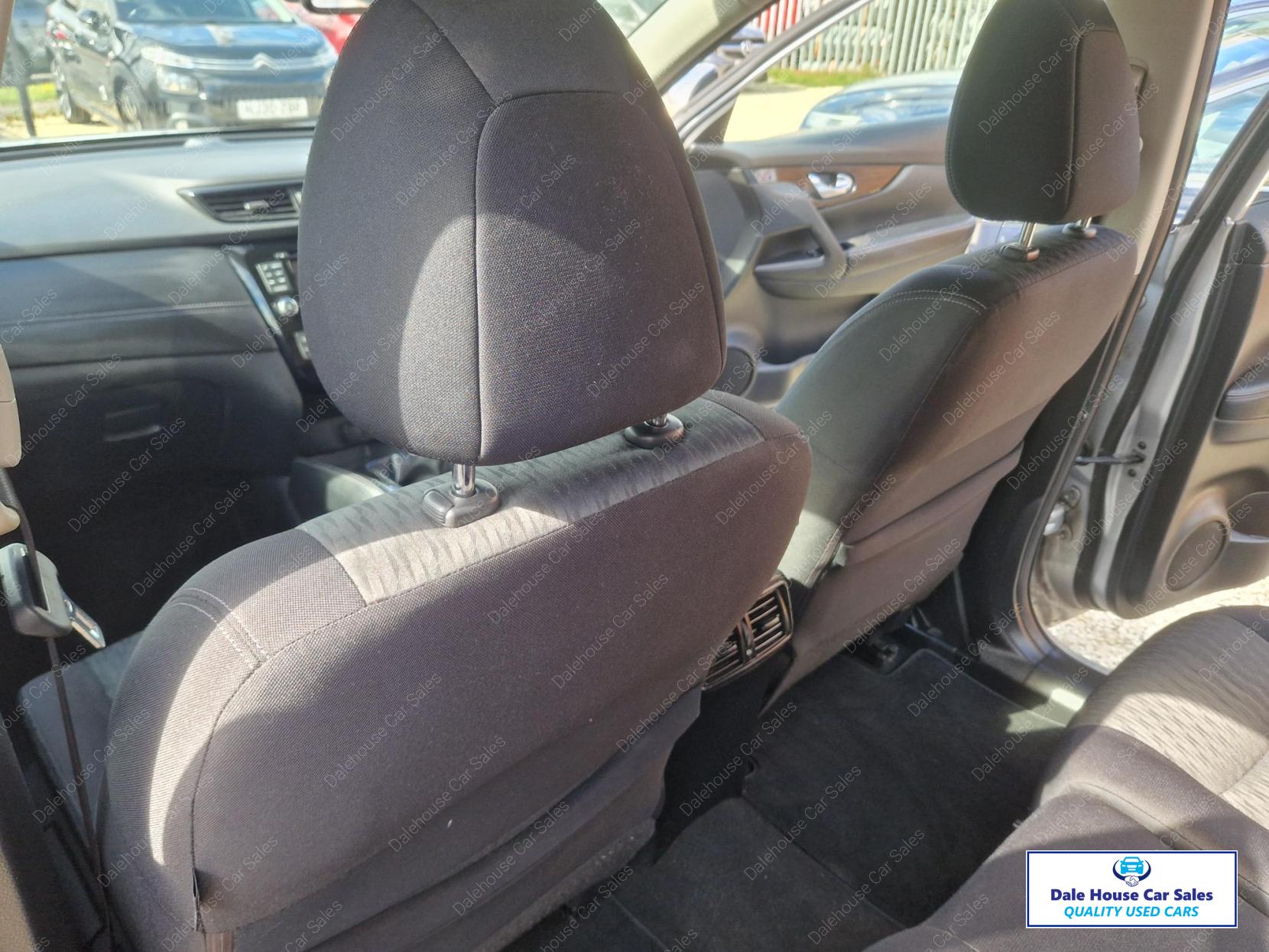 Nissan X-Trail 1.7 dCi N-Connecta SUV 5dr Diesel Manual Euro 6 (s/s) (150 ps)