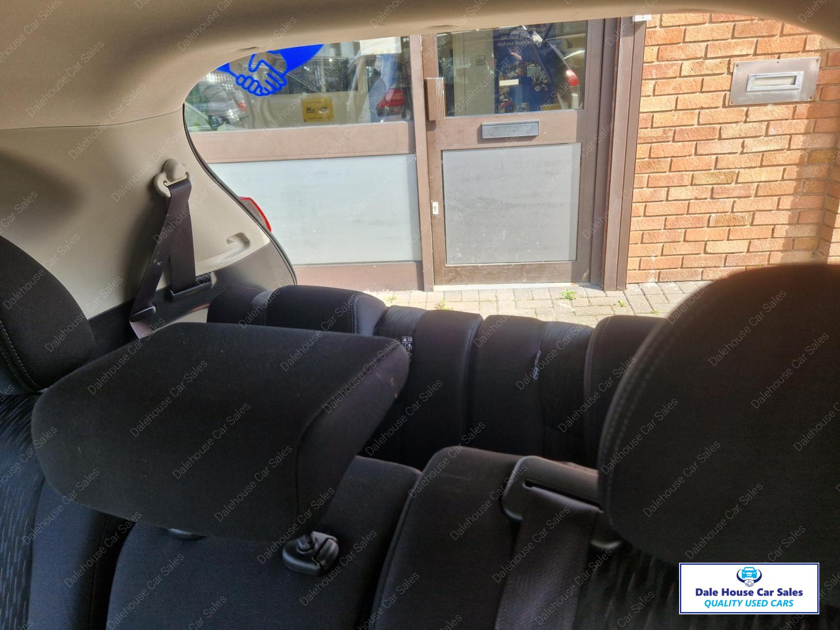 Nissan X-Trail 1.7 dCi N-Connecta SUV 5dr Diesel Manual Euro 6 (s/s) (150 ps)