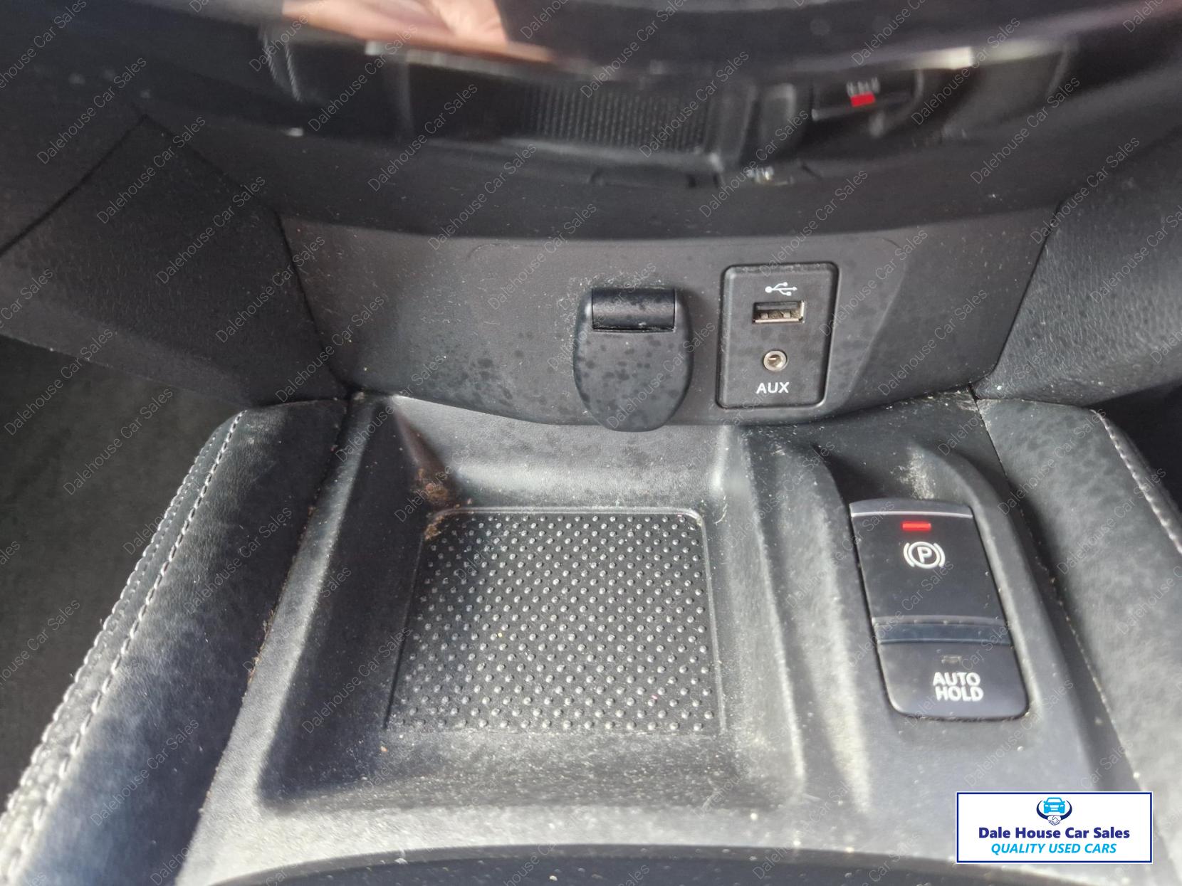 Nissan X-Trail 1.7 dCi N-Connecta SUV 5dr Diesel Manual Euro 6 (s/s) (150 ps)