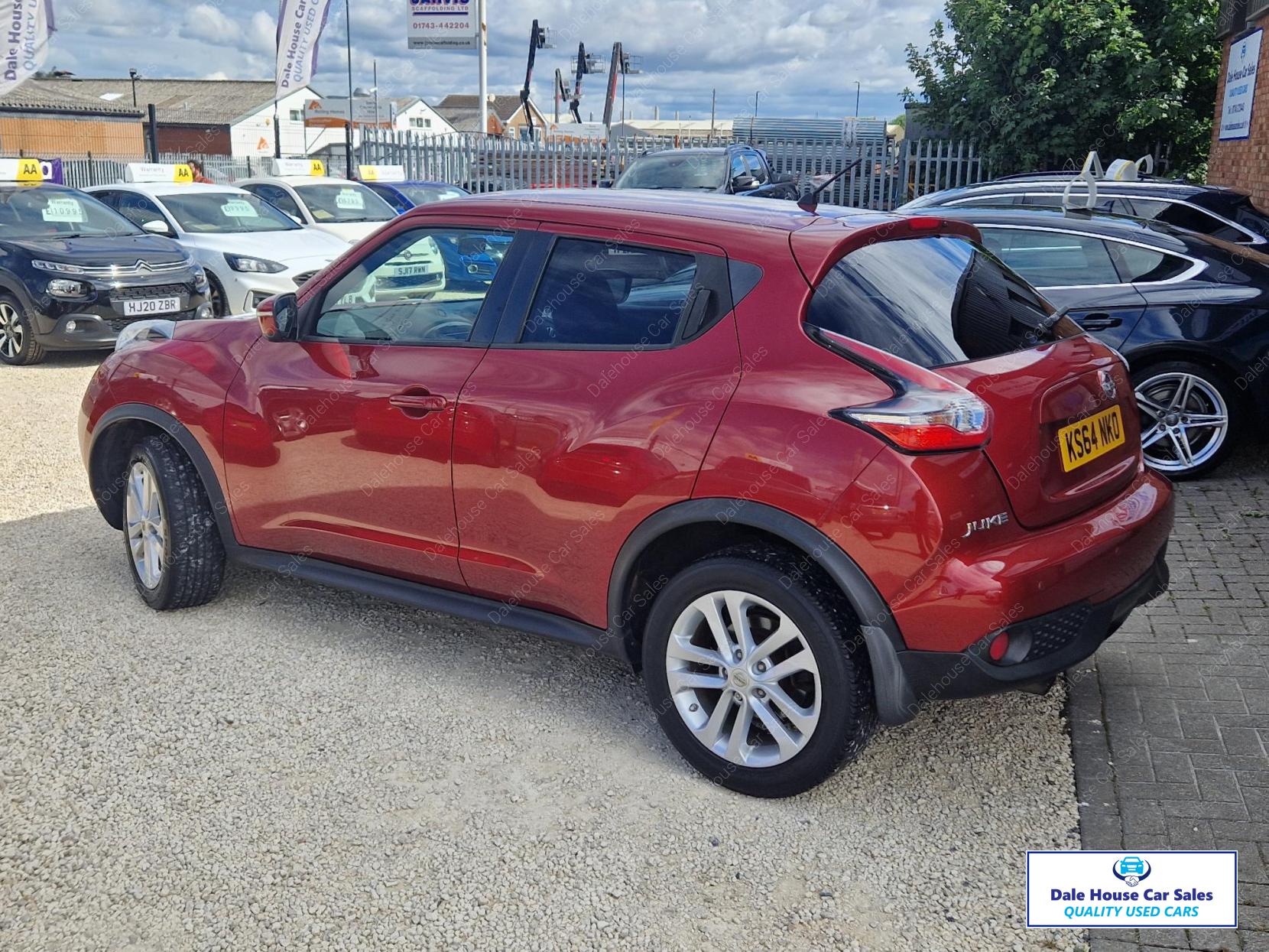 Nissan Juke 1.2 DIG-T Acenta SUV 5dr Petrol Manual Euro 5 (s/s) Euro 5 (115 ps)