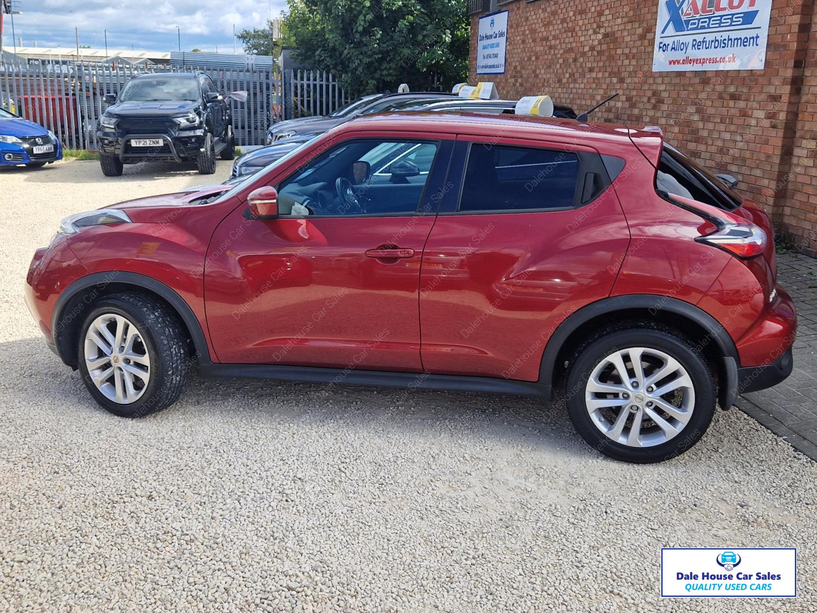 Nissan Juke 1.2 DIG-T Acenta SUV 5dr Petrol Manual Euro 5 (s/s) Euro 5 (115 ps)