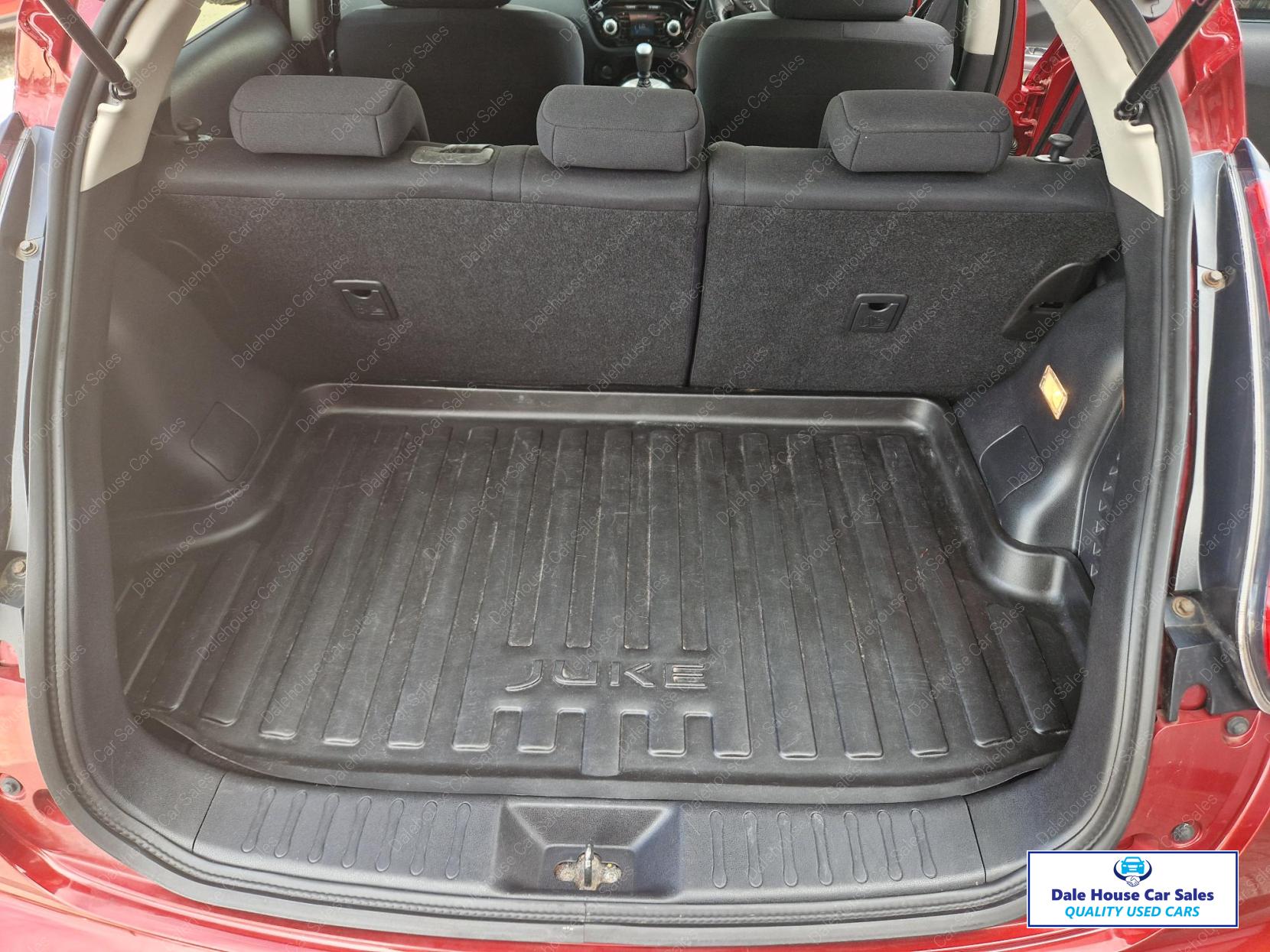 Nissan Juke 1.2 DIG-T Acenta SUV 5dr Petrol Manual Euro 5 (s/s) Euro 5 (115 ps)
