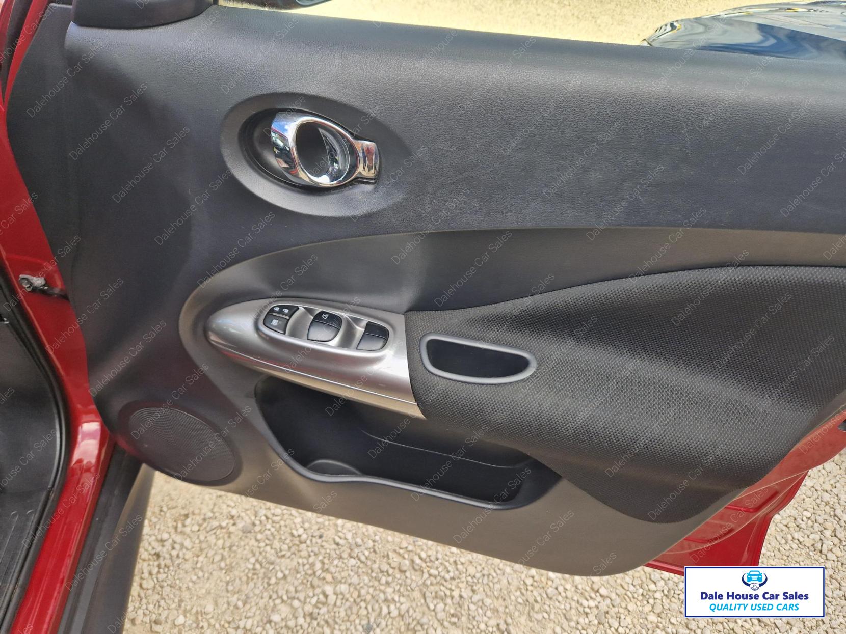 Nissan Juke 1.2 DIG-T Acenta SUV 5dr Petrol Manual Euro 5 (s/s) Euro 5 (115 ps)