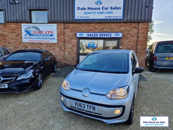 Volkswagen up! 1.0 Groove up! Hatchback 3dr Petrol Manual Euro 5 (75 ps)