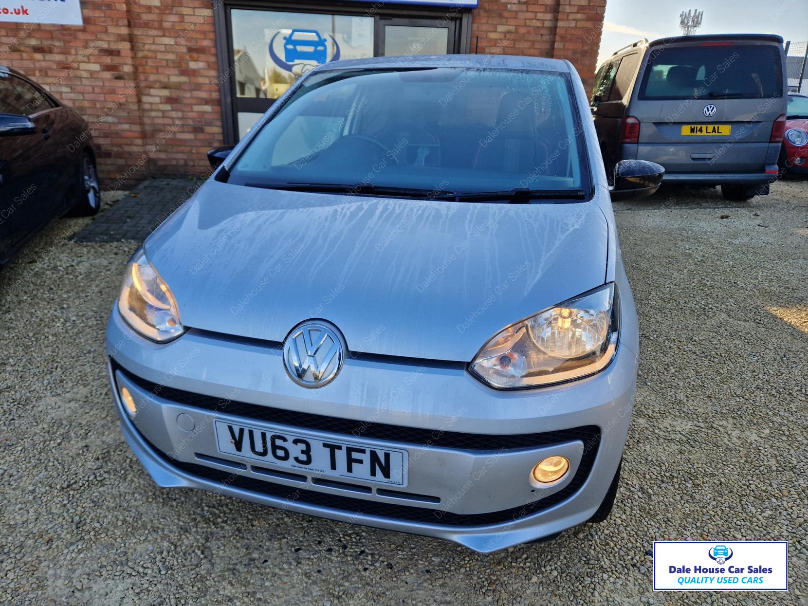 Volkswagen up! 1.0 Groove up! Hatchback 3dr Petrol Manual Euro 5 (75 ps)