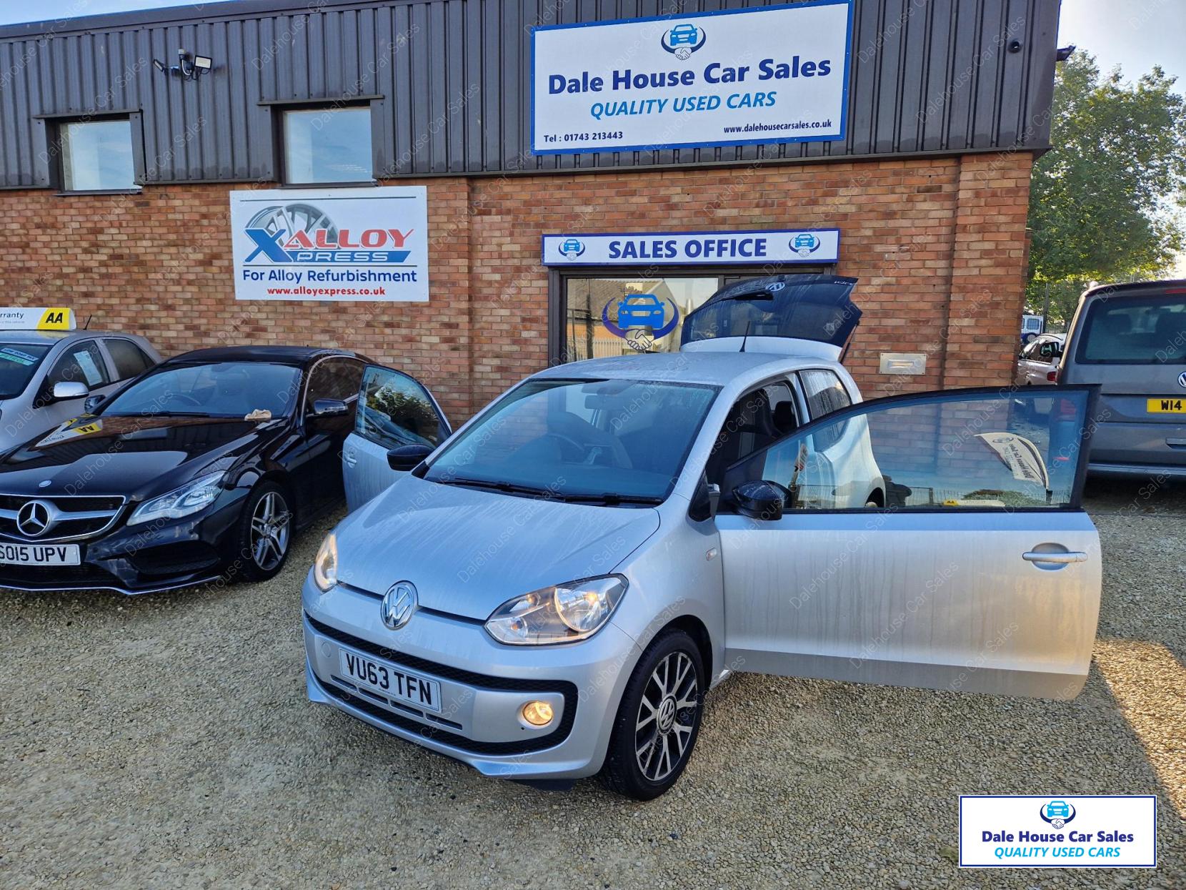 Volkswagen up! 1.0 Groove up! Hatchback 3dr Petrol Manual Euro 5 (75 ps)