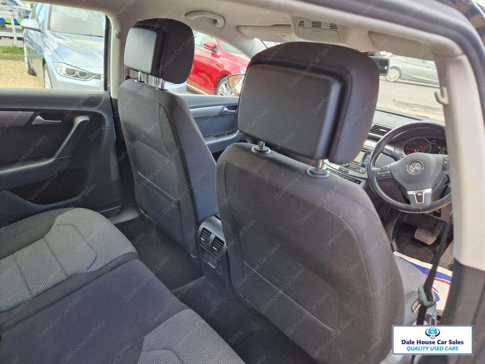 Volkswagen Passat 2.0 TDI BlueMotion Tech Highline Estate 5dr Diesel DSG Euro 5 (s/s) (140 ps)