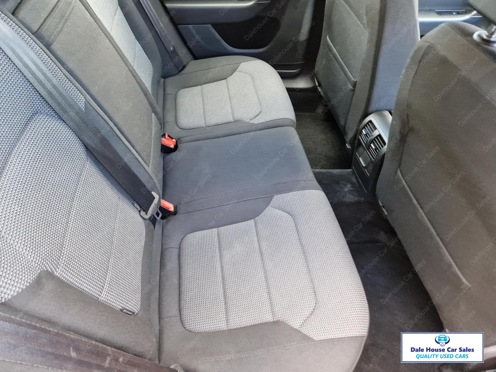 Volkswagen Passat 2.0 TDI BlueMotion Tech Highline Estate 5dr Diesel DSG Euro 5 (s/s) (140 ps)