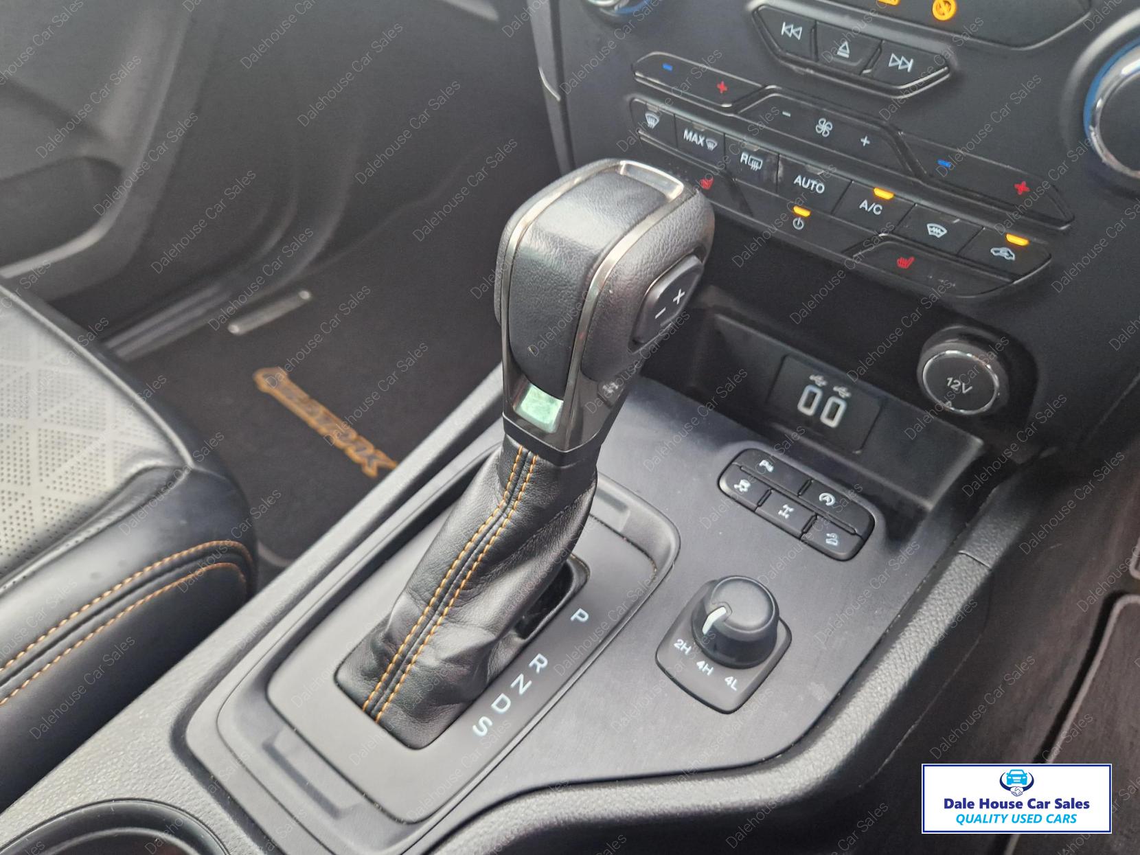 Ford Ranger 2.0 EcoBlue Wildtrak Pickup Double Cab 4dr Diesel Auto 4WD Euro 6 (s/s) (213 ps)