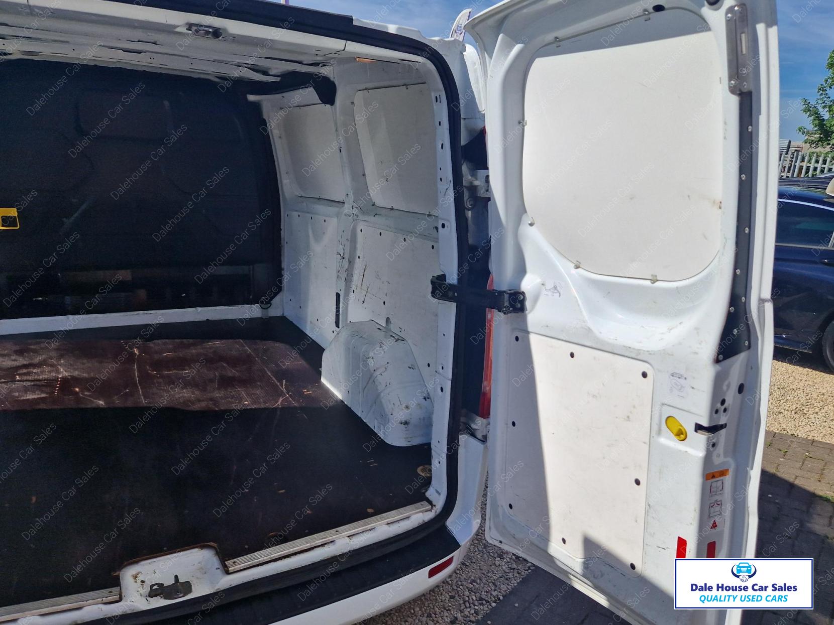 Ford Transit Custom 2.0 TDCi 290 Limited Panel Van 5dr Diesel Manual L1 H1 (163 g/km, 128 bhp)
