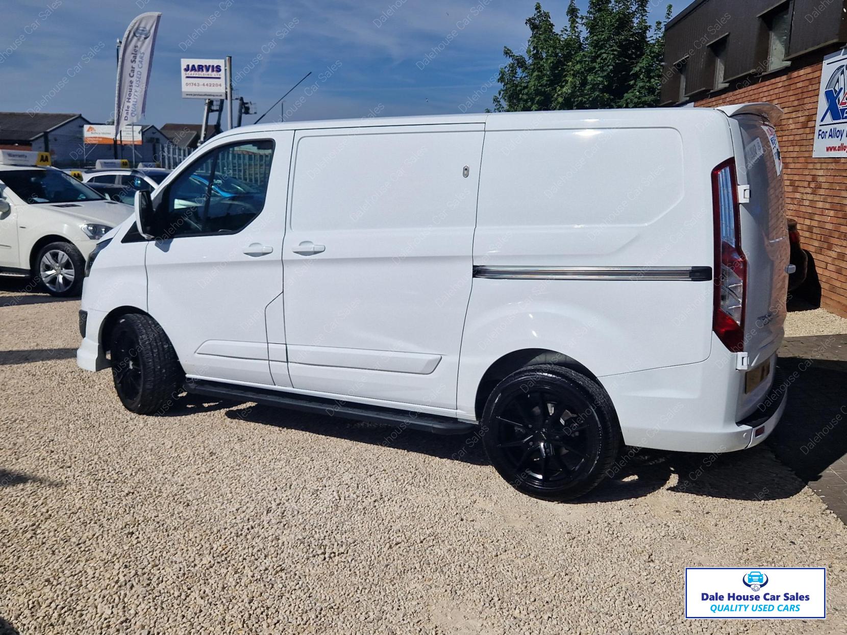 Ford Transit Custom 2.0 TDCi 290 Limited Panel Van 5dr Diesel Manual L1 H1 (163 g/km, 128 bhp)