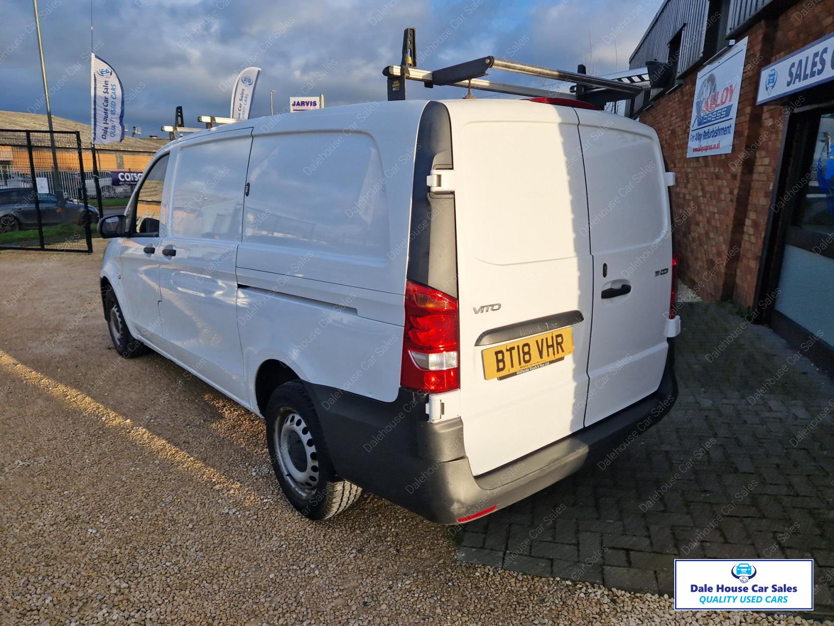 Mercedes-Benz Vito 1.6 111 CDI Panel Van 6dr Diesel Manual FWD L2 Euro 6 (114 ps)