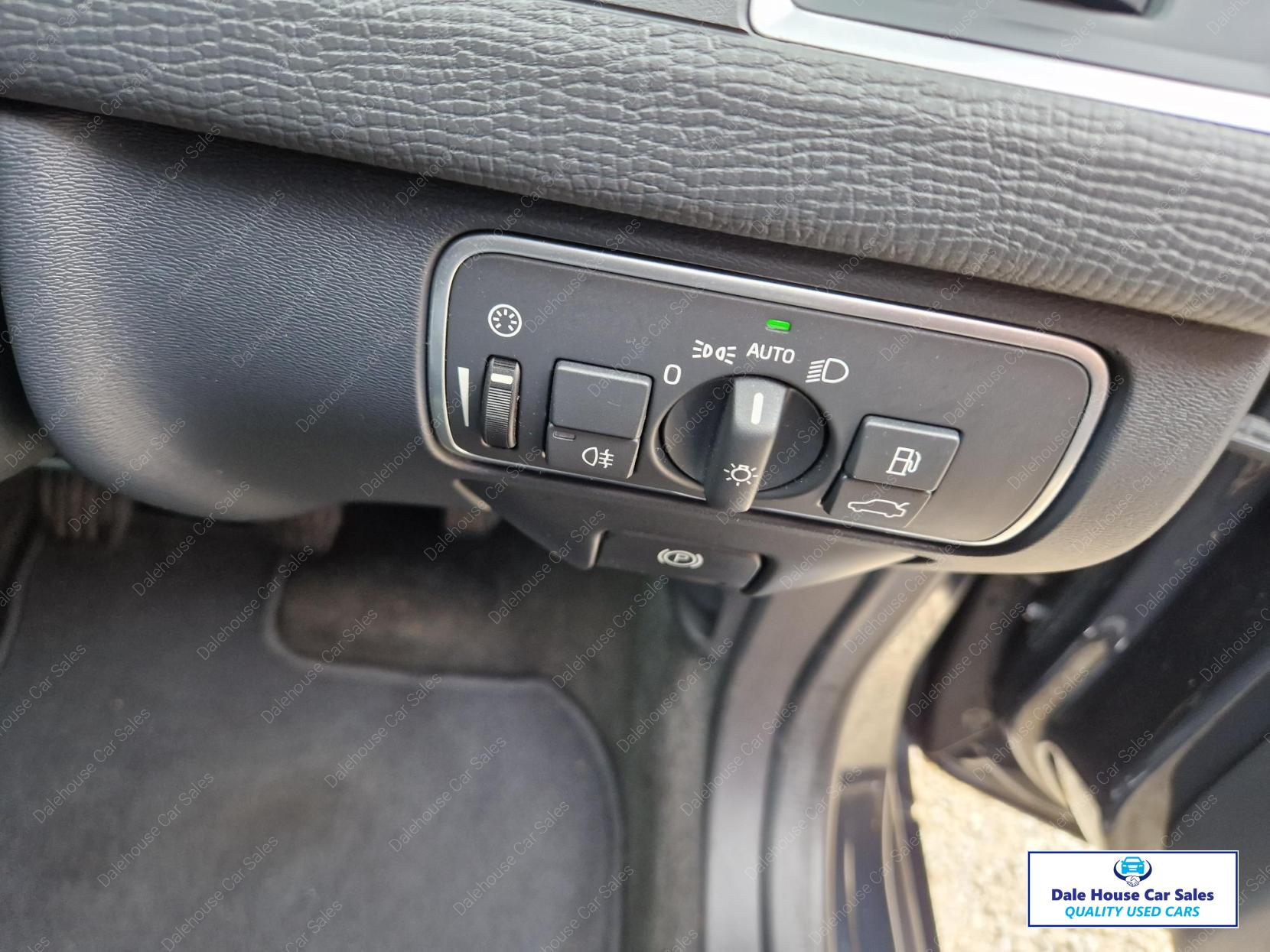 Volvo XC60 2.0 D4 SE Lux Nav SUV 5dr Diesel Manual Euro 6 (s/s) (190 ps)