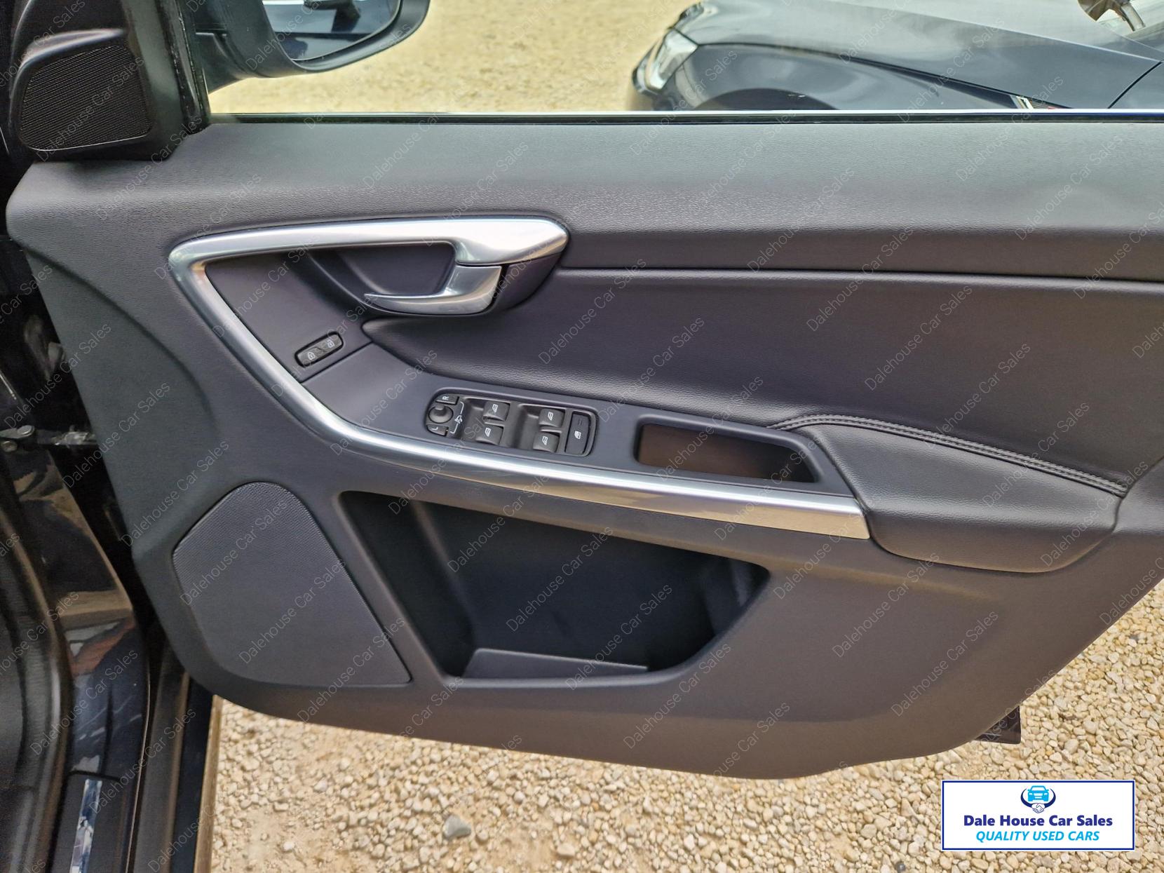 Volvo XC60 2.0 D4 SE Lux Nav SUV 5dr Diesel Manual Euro 6 (s/s) (190 ps)
