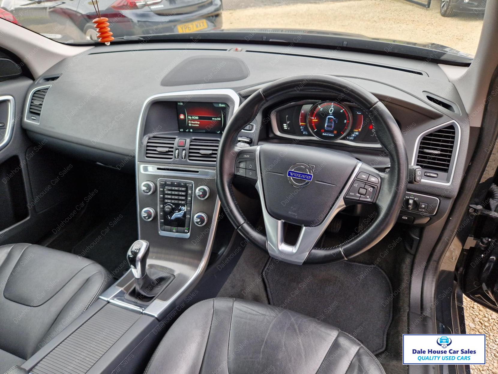 Volvo XC60 2.0 D4 SE Lux Nav SUV 5dr Diesel Manual Euro 6 (s/s) (190 ps)