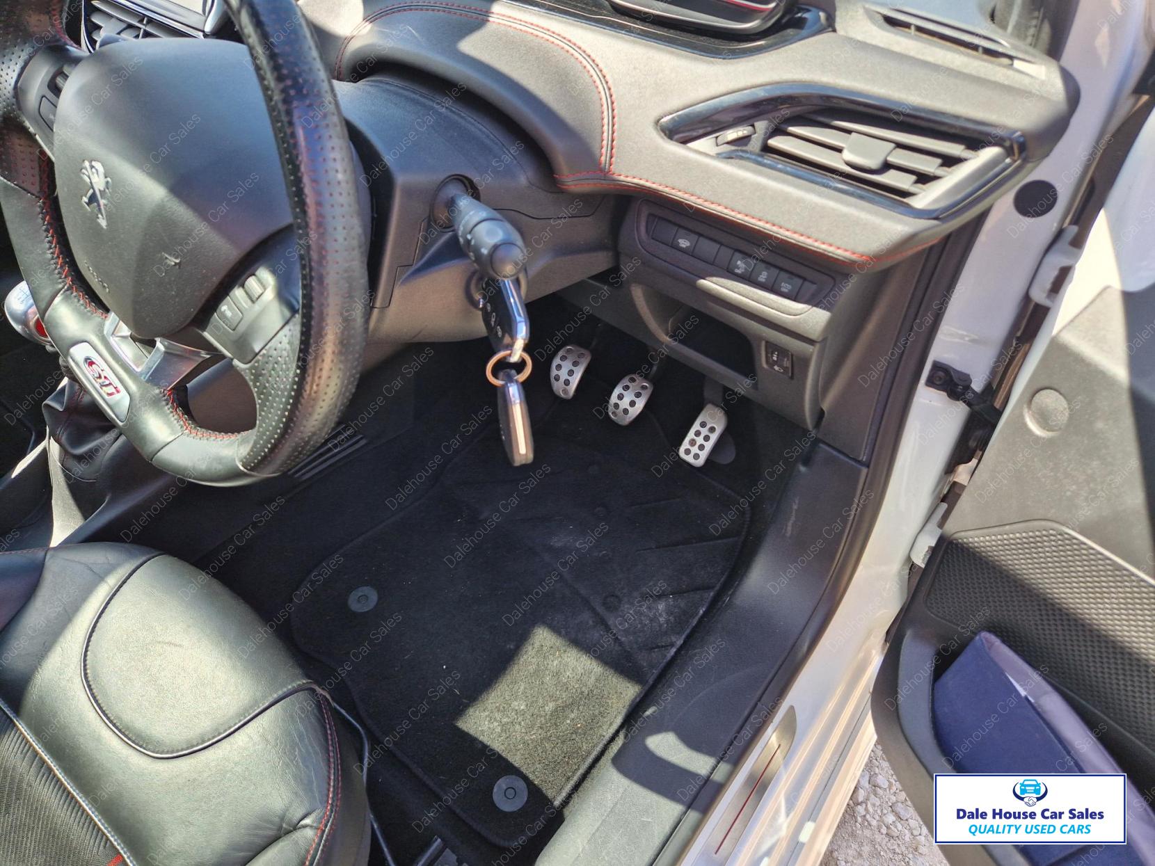 Peugeot 208 1.6 THP GTi Prestige Hatchback 3dr Petrol Manual Euro 6 (s/s) (208 ps)