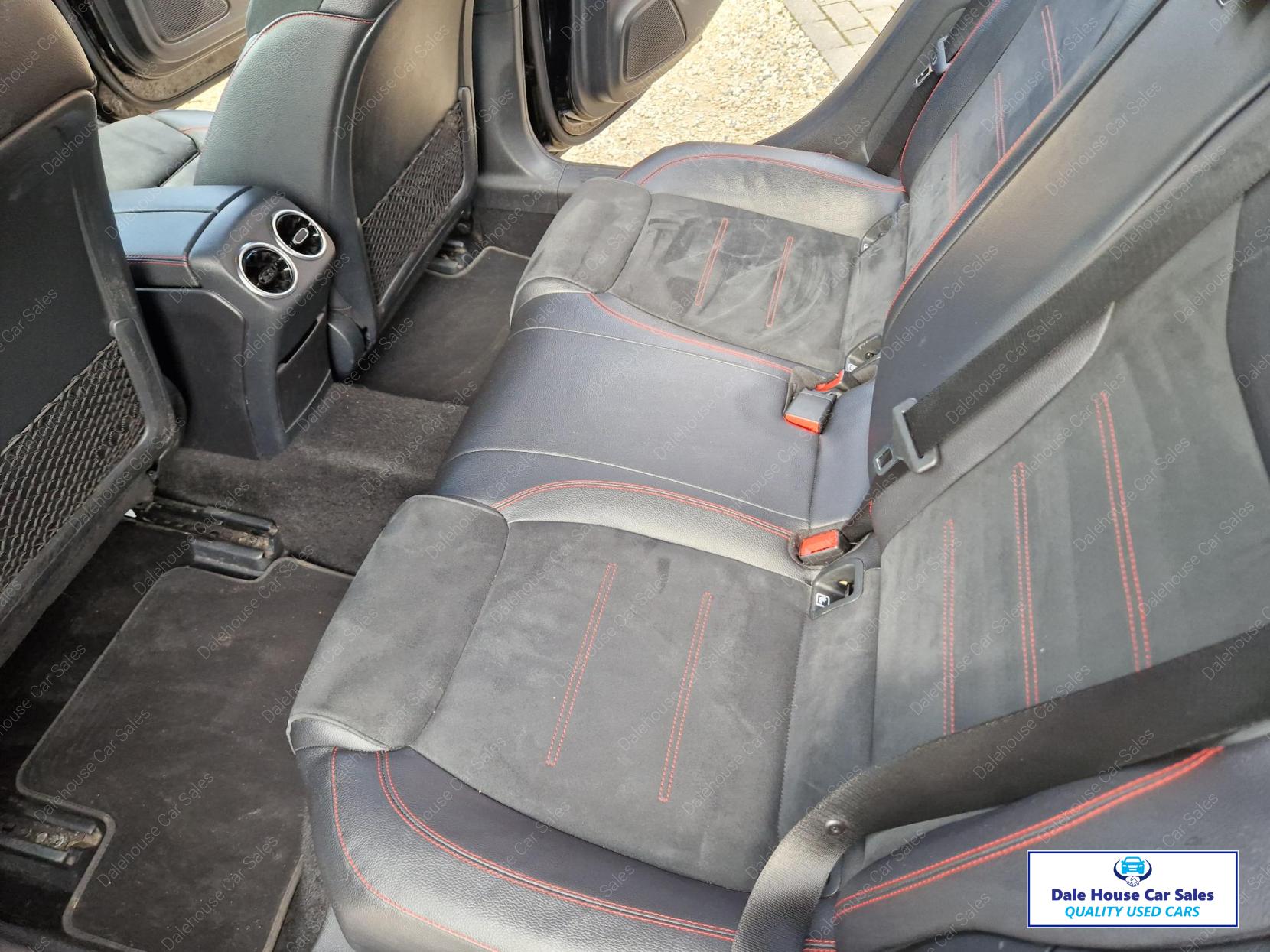 Mercedes-Benz A Class 2.0 A200d AMG Line (Executive) Hatchback 5dr Diesel 8G-DCT Euro 6 (s/s) (150 ps)