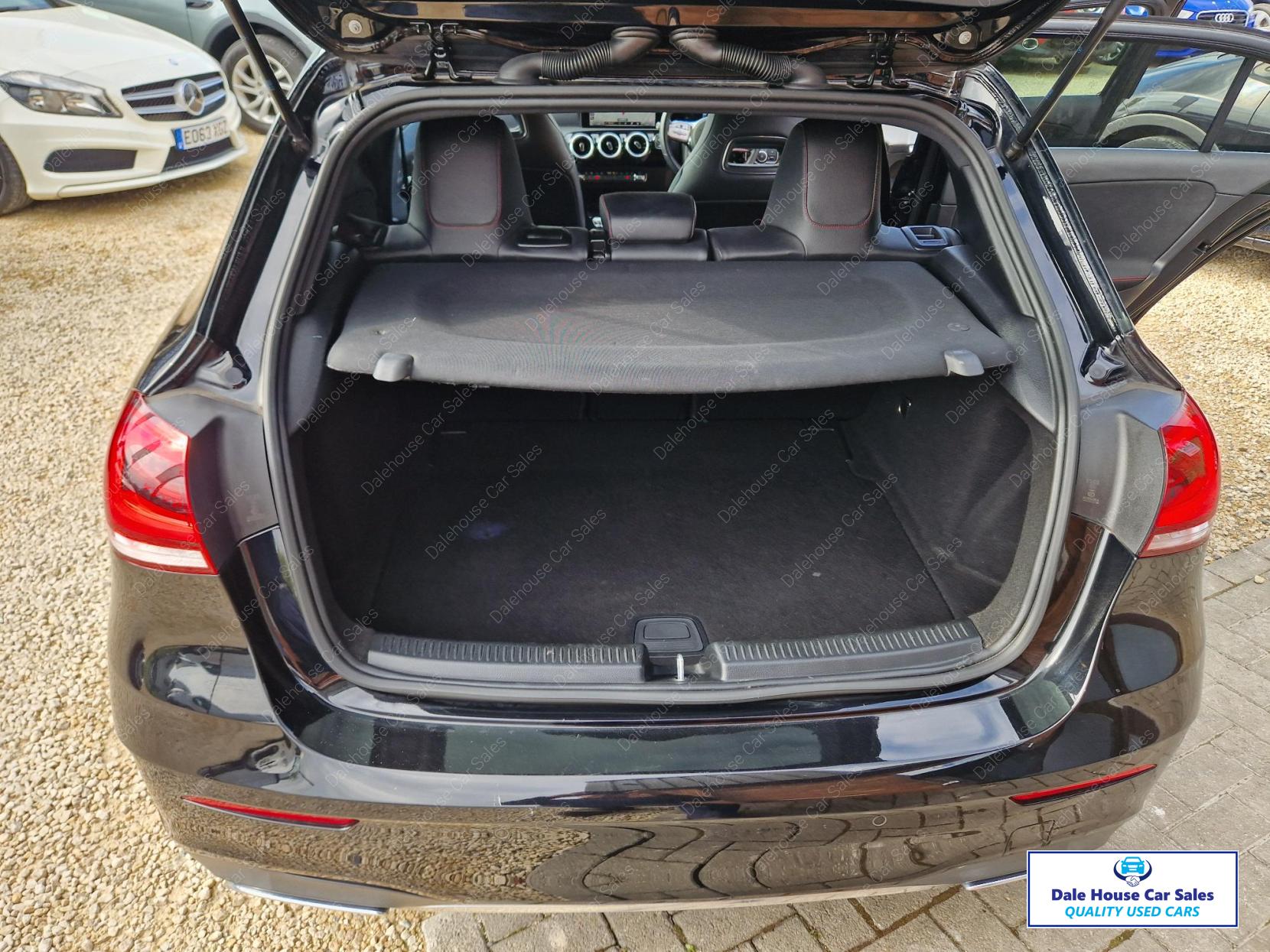 Mercedes-Benz A Class 2.0 A200d AMG Line (Executive) Hatchback 5dr Diesel 8G-DCT Euro 6 (s/s) (150 ps)