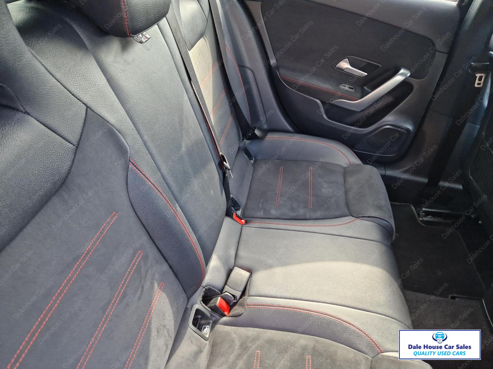 Mercedes-Benz A Class 2.0 A200d AMG Line (Executive) Hatchback 5dr Diesel 8G-DCT Euro 6 (s/s) (150 ps)