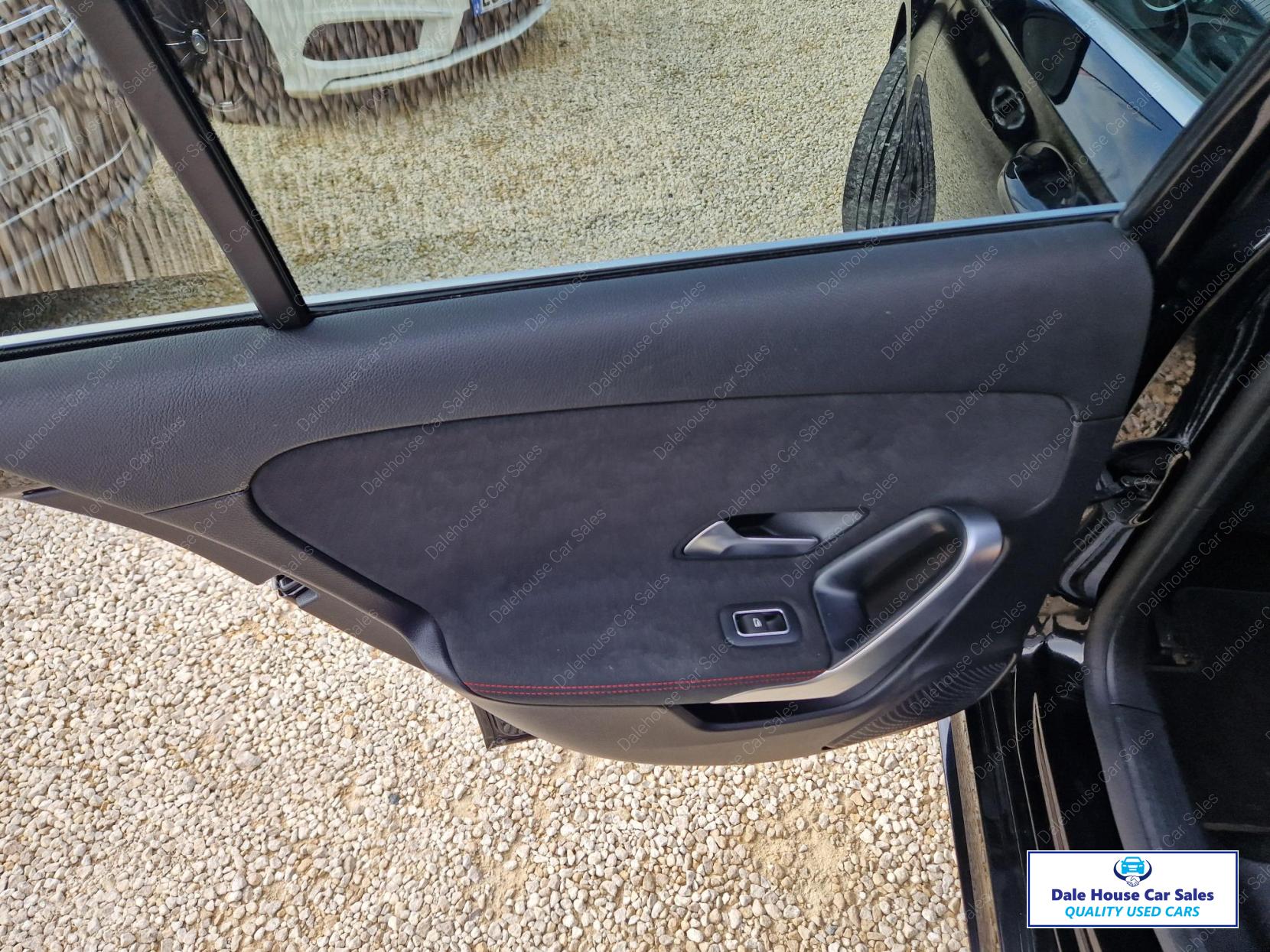 Mercedes-Benz A Class 2.0 A200d AMG Line (Executive) Hatchback 5dr Diesel 8G-DCT Euro 6 (s/s) (150 ps)