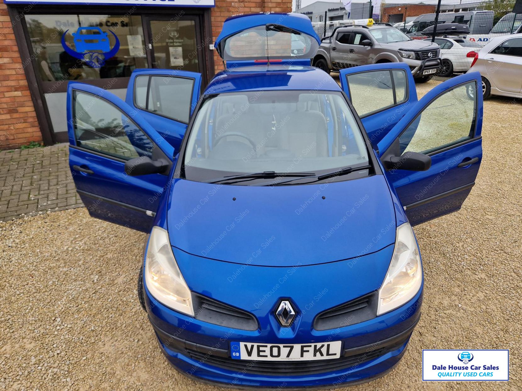 Renault Clio 1.4 16v Expression Hatchback 5dr Petrol Manual (158 g/km, 98 bhp)