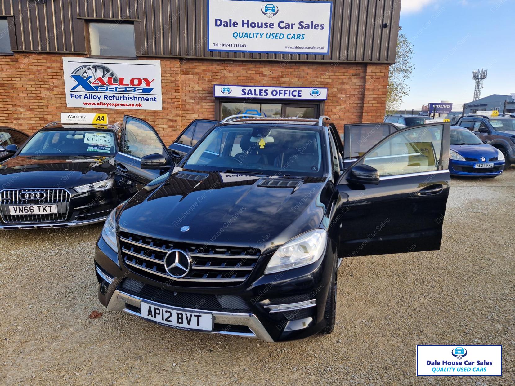 Mercedes-Benz M Class 3.0 ML350 V6 BlueTEC Sport SUV 5dr Diesel G-Tronic 4WD Euro 6 (s/s) (258 ps)