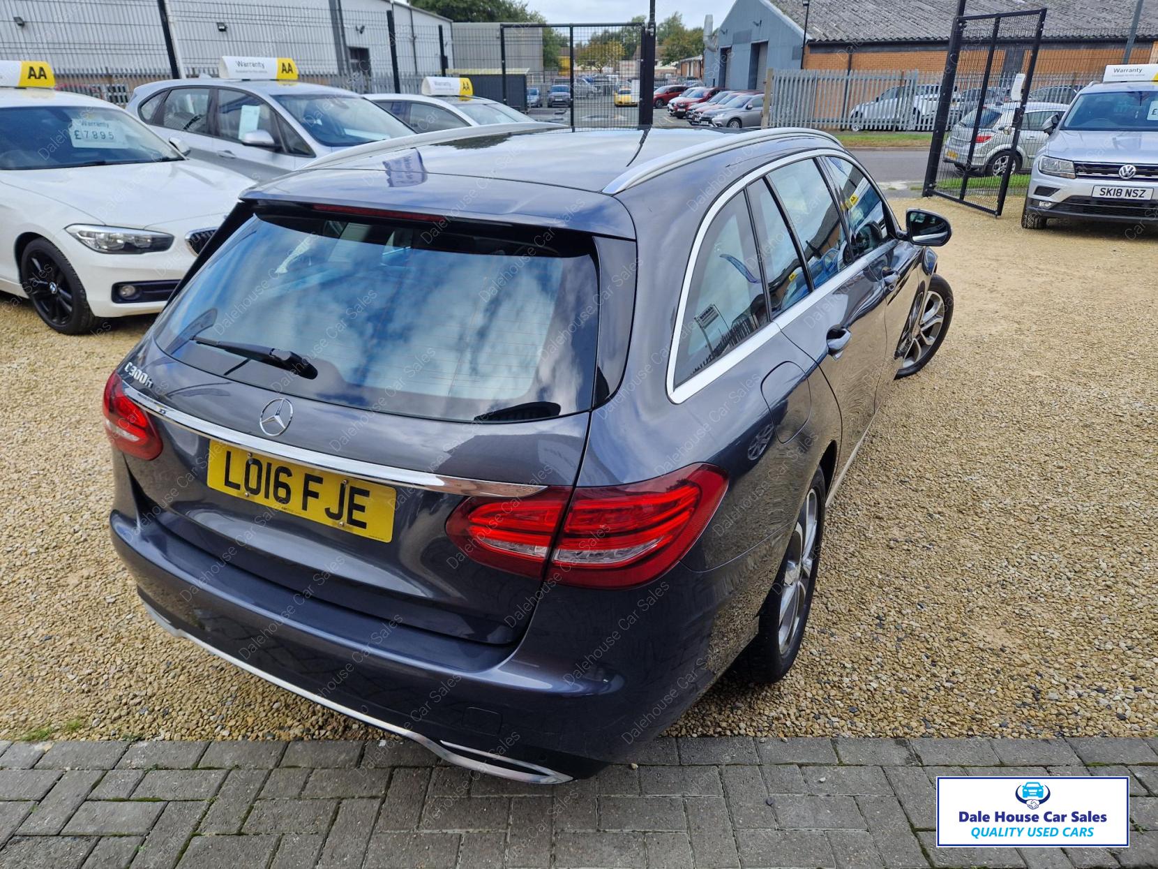 Mercedes-Benz C Class 2.1 C300dh Sport Estate 5dr Diesel Hybrid G-Tronic+ Euro 6 (s/s) (231 ps)