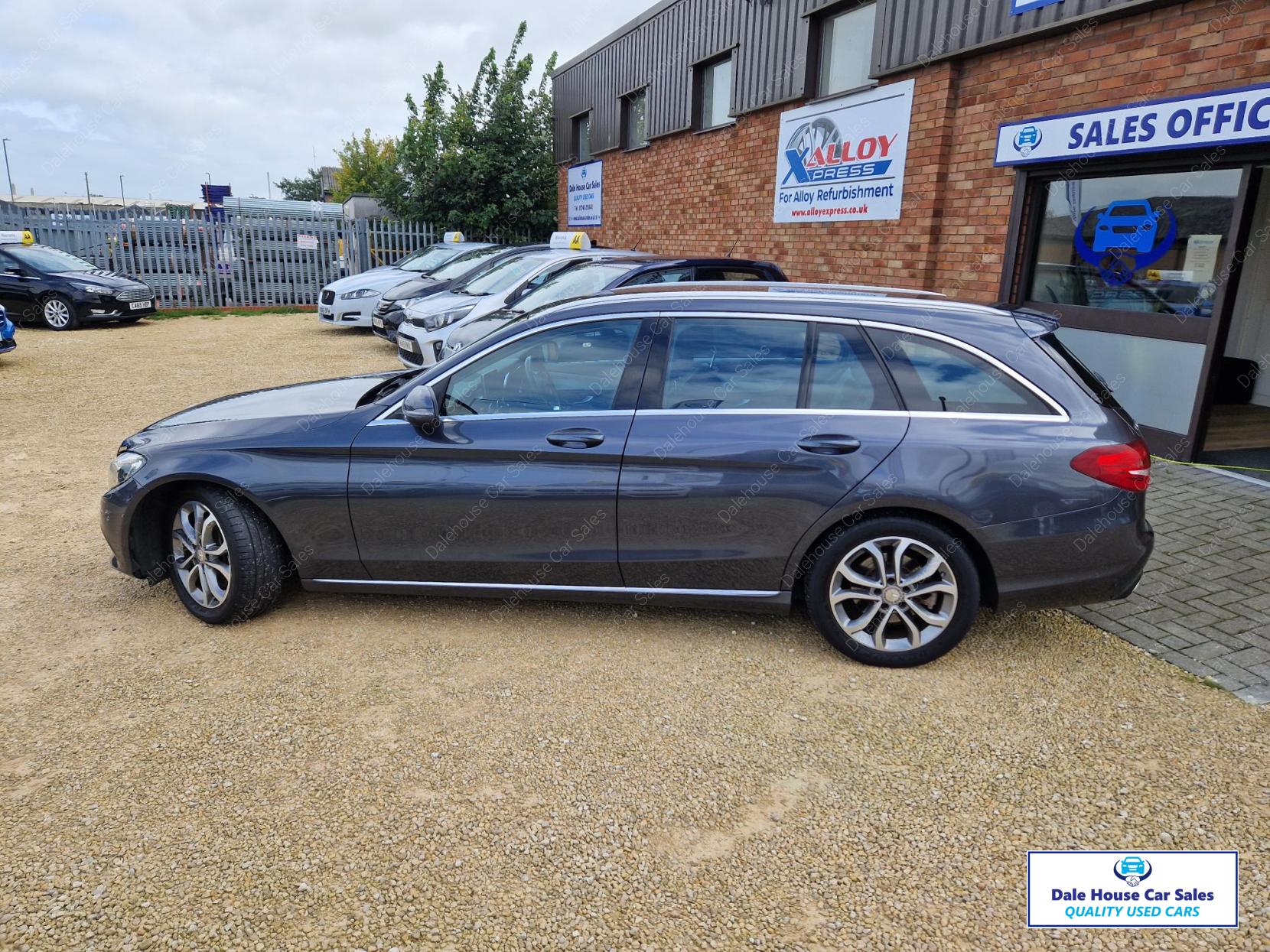 Mercedes-Benz C Class 2.1 C300dh Sport Estate 5dr Diesel Hybrid G-Tronic+ Euro 6 (s/s) (231 ps)