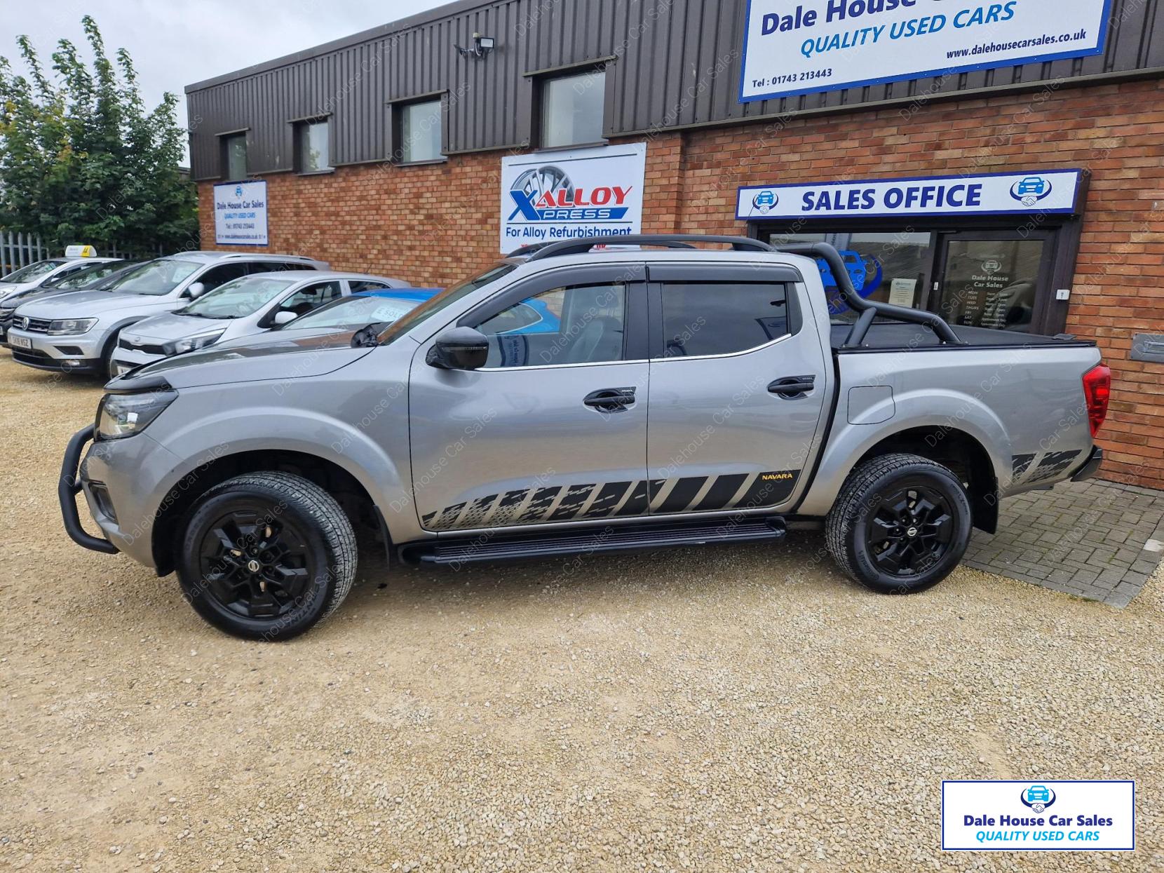 Nissan Navara 2.3 dCi N-Guard Pickup Double Cab 4dr Diesel Auto 4WD Euro 6 (190 ps)